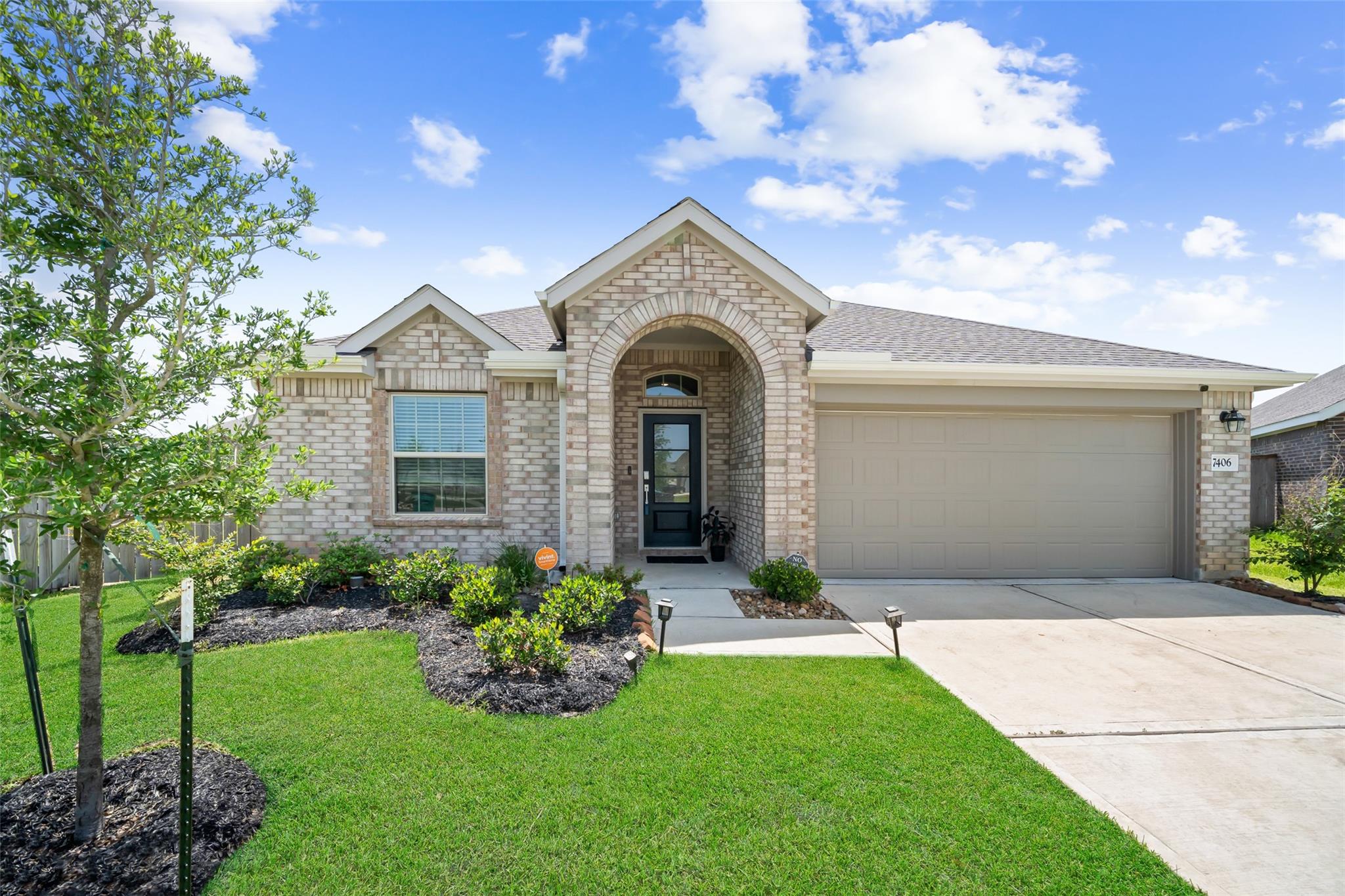 7406 Hillside Arbor Drive — photo