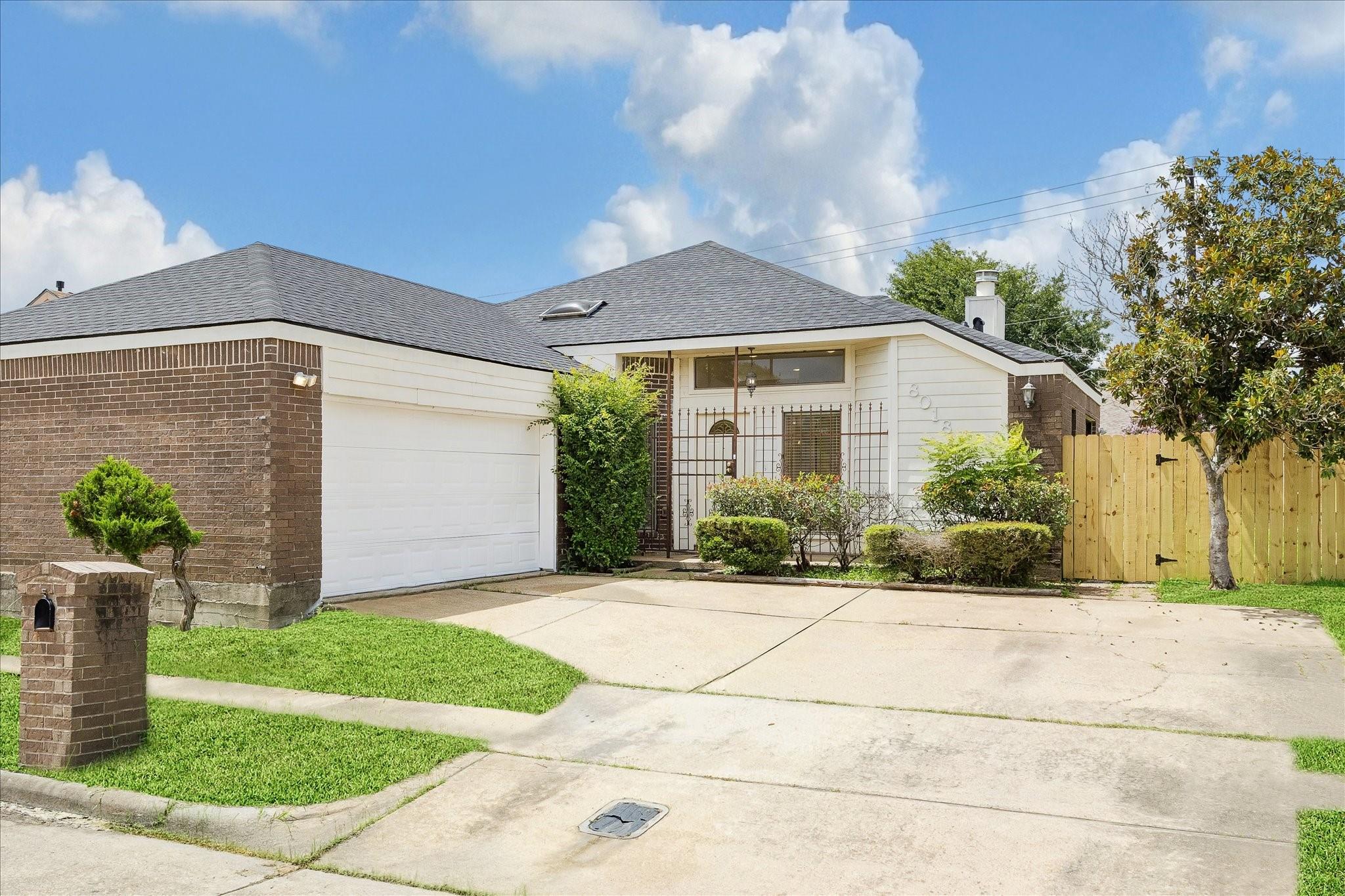 8018 Cobblefield Lane — photo