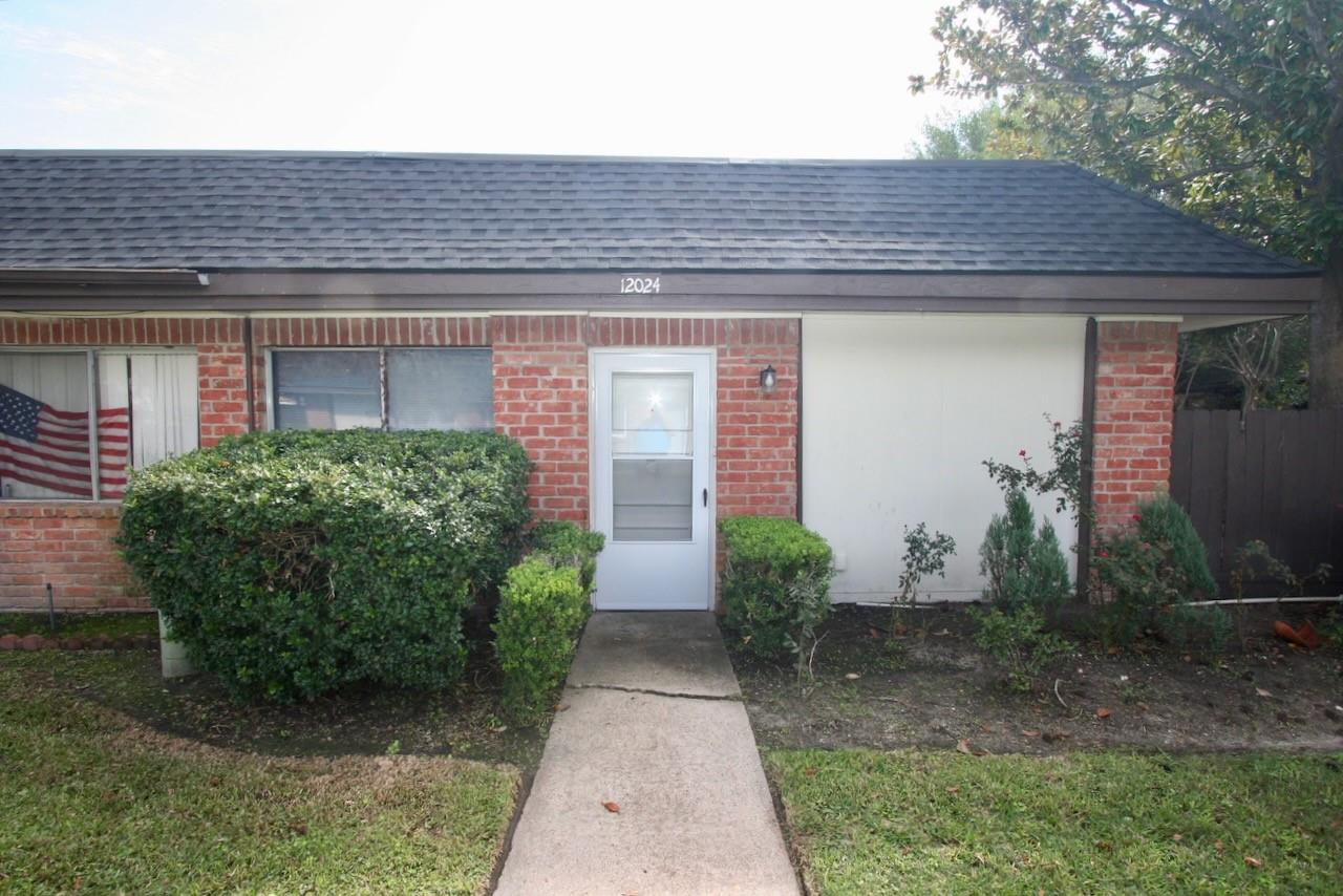 12024 Mighty Oak Drive #a — photo