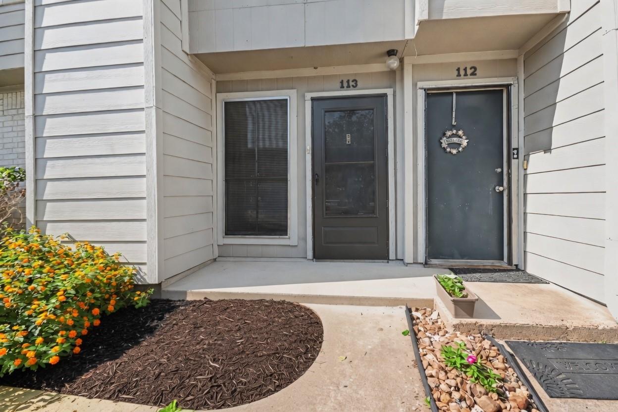 3919 Fairmont Parkway #113 — photo