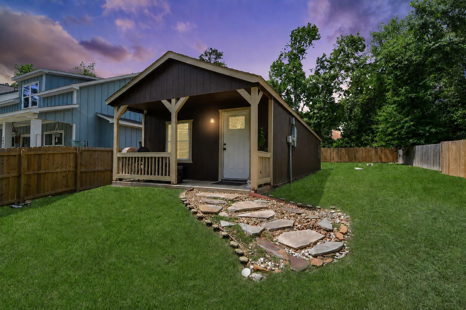 14961 Lamar Road — photo