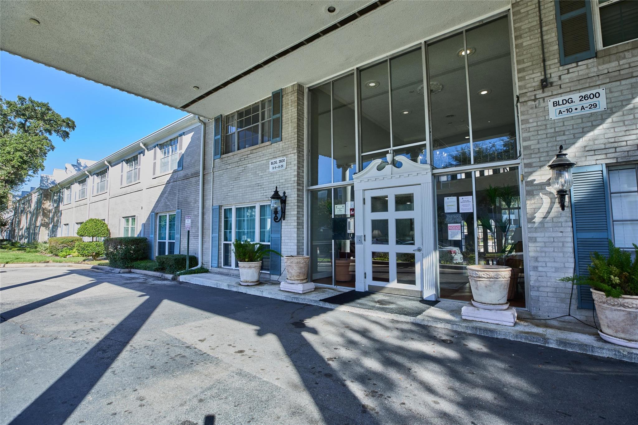 2600 Bellefontaine Street #a24 — photo