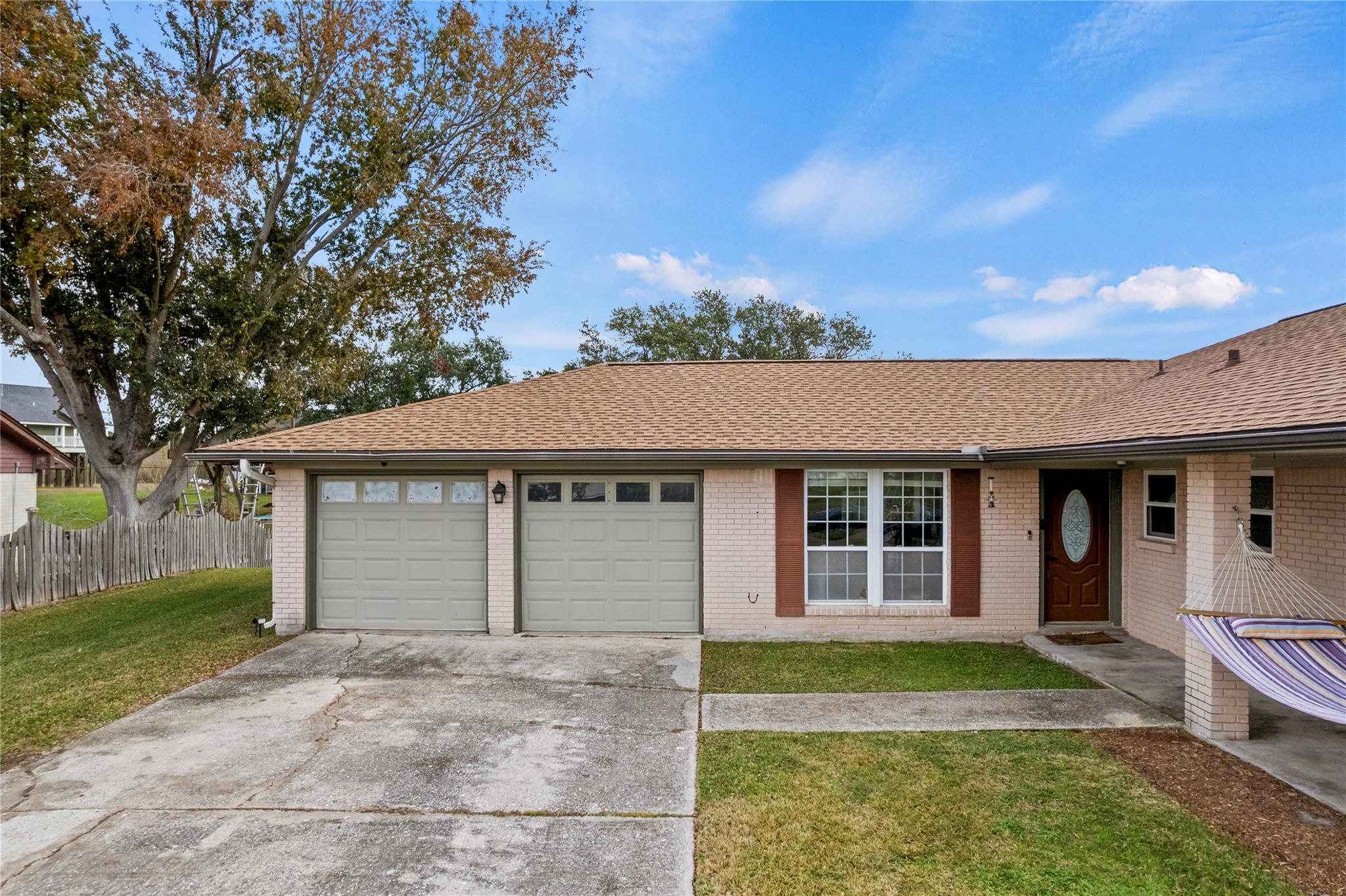 214 Yaupon Drive — photo
