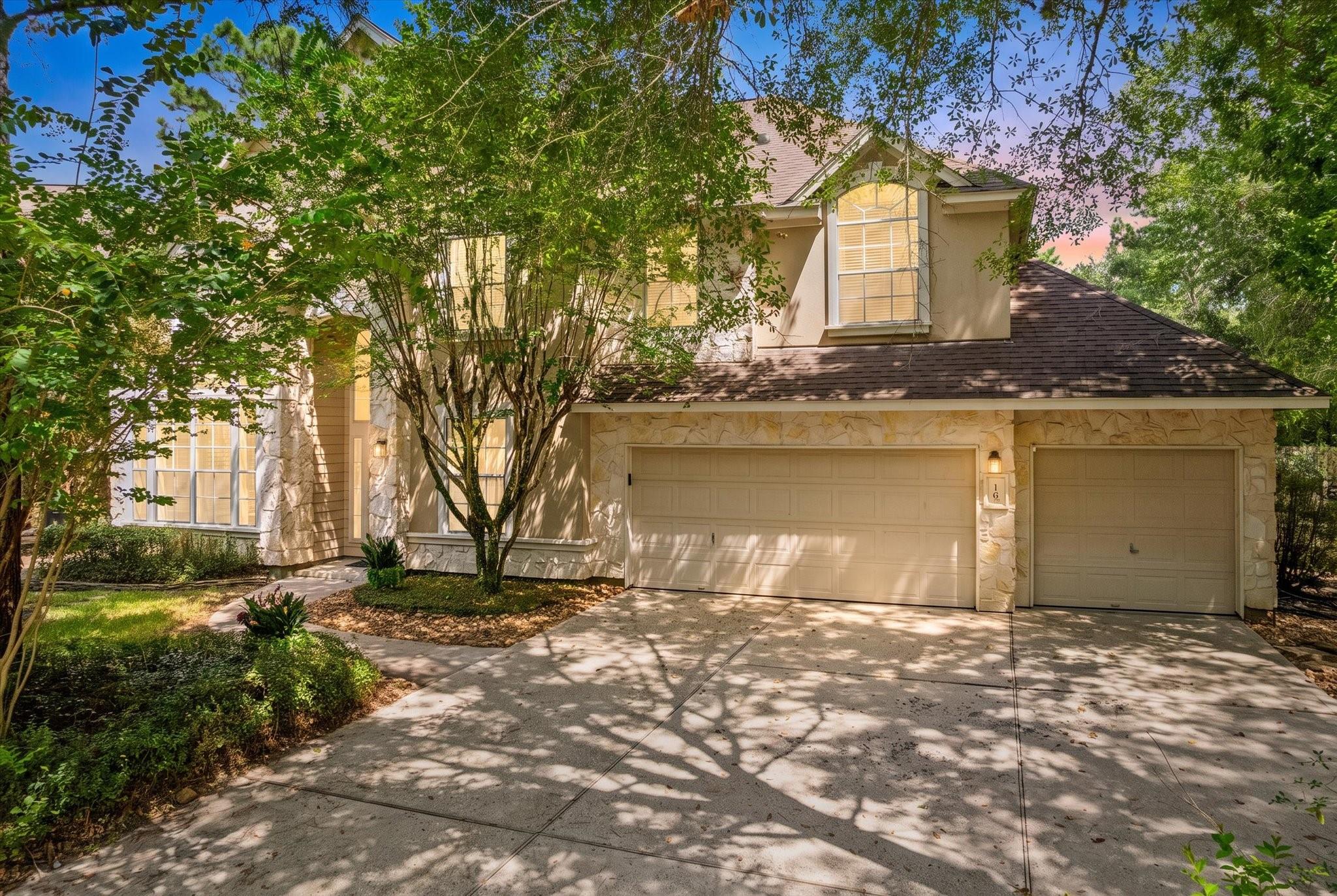 10 Seneca Place, The Woodlands, TX 77382 — photo 2