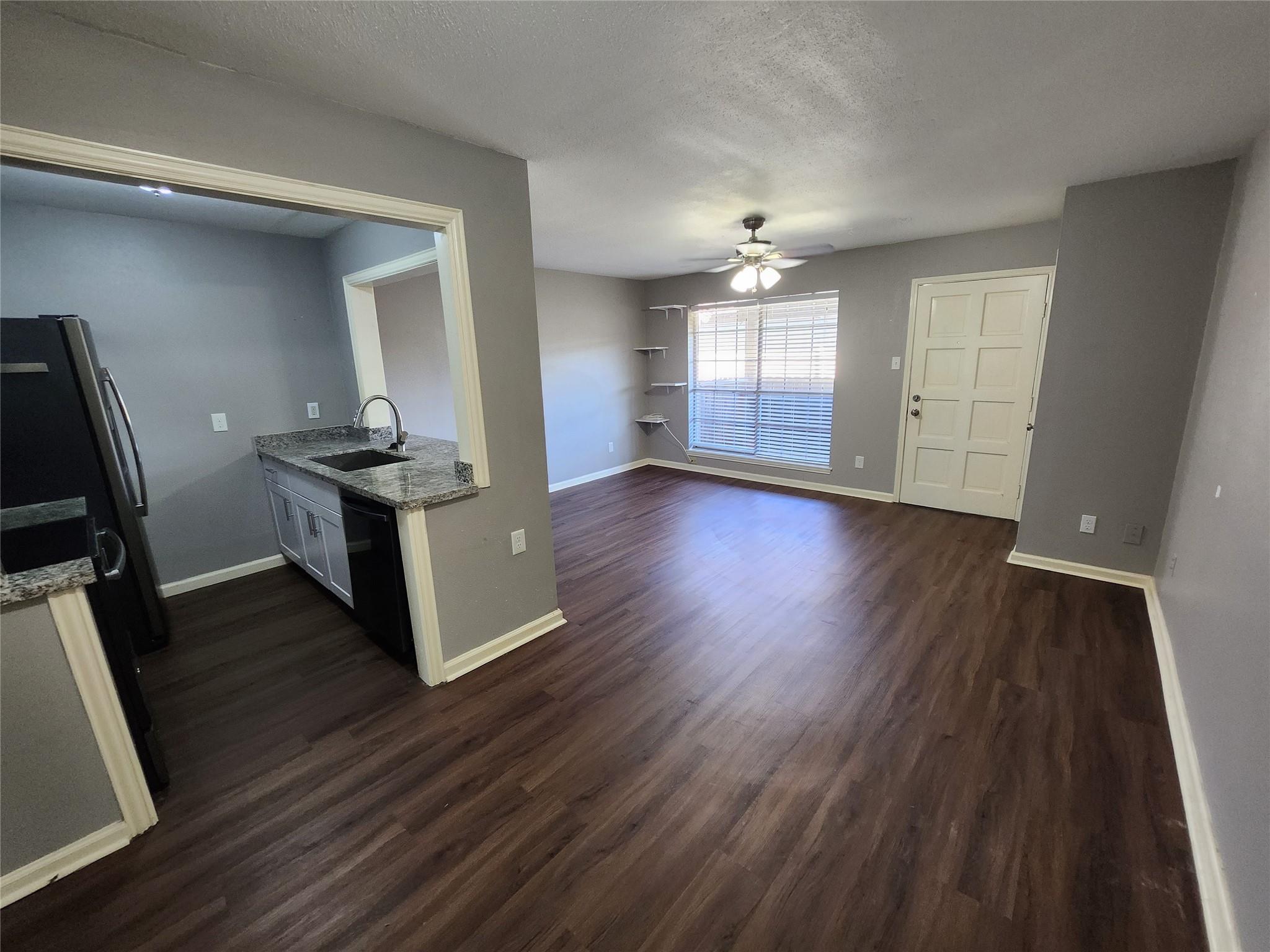 4500 Sherwood Lane #10 — photo