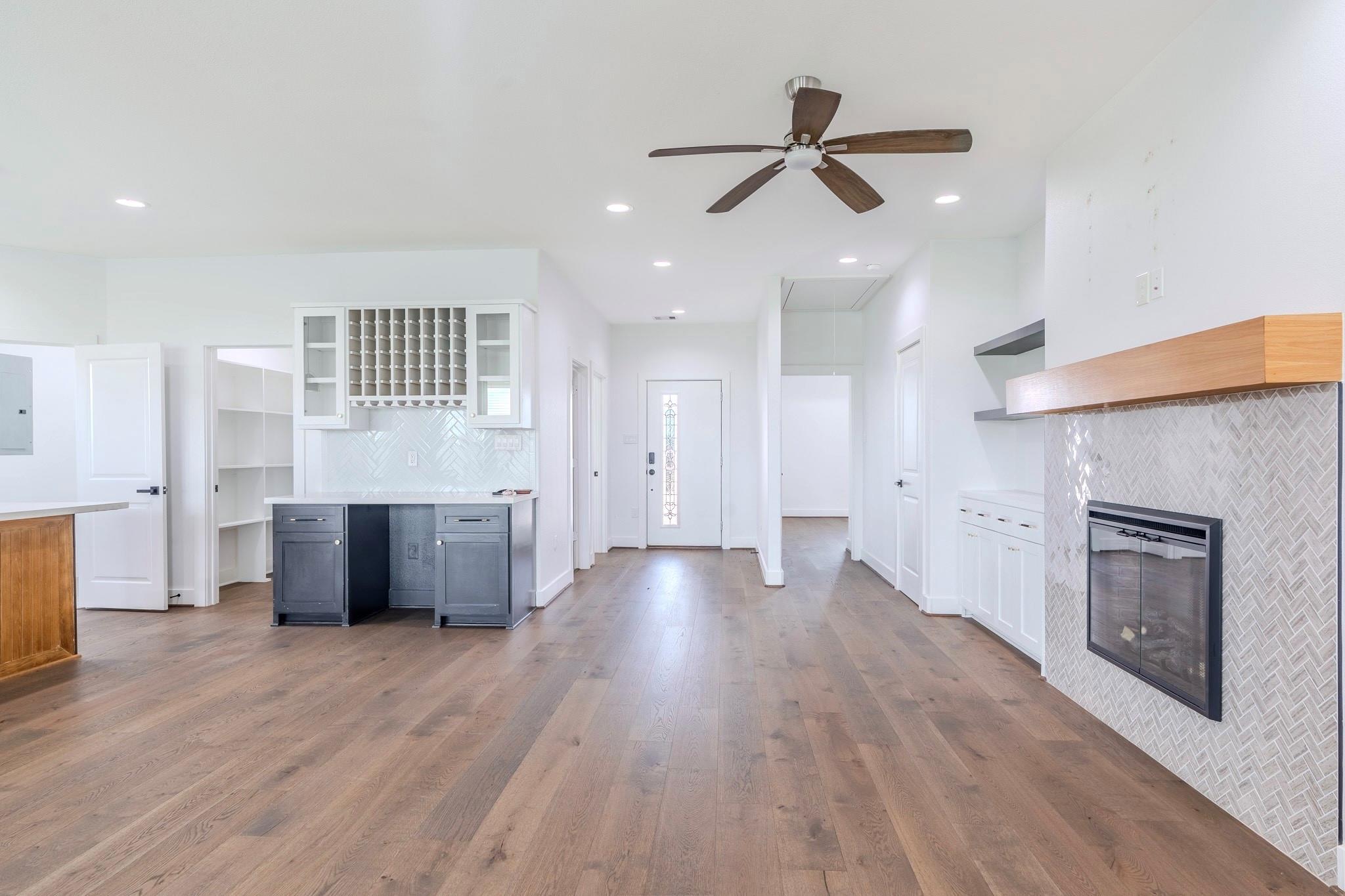 6901 Road 5503 — photo