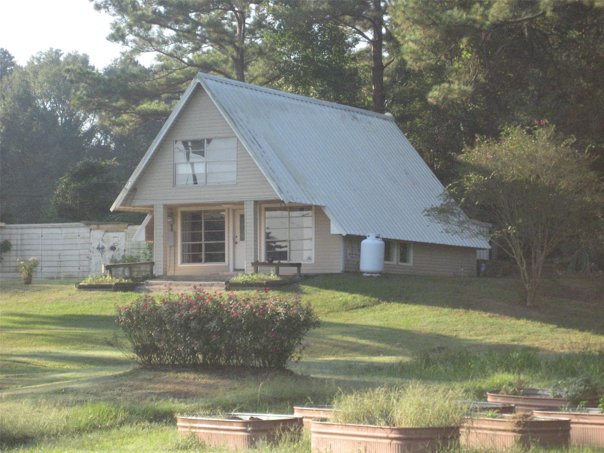 112 Hilltop Drive — photo