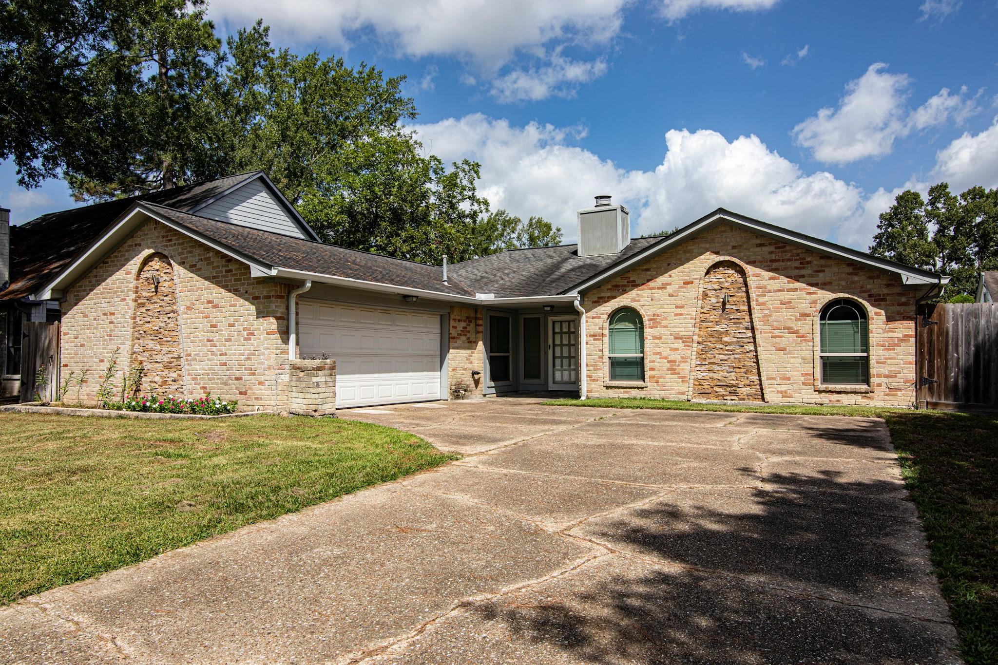2503 Shady Bayou Lane — photo