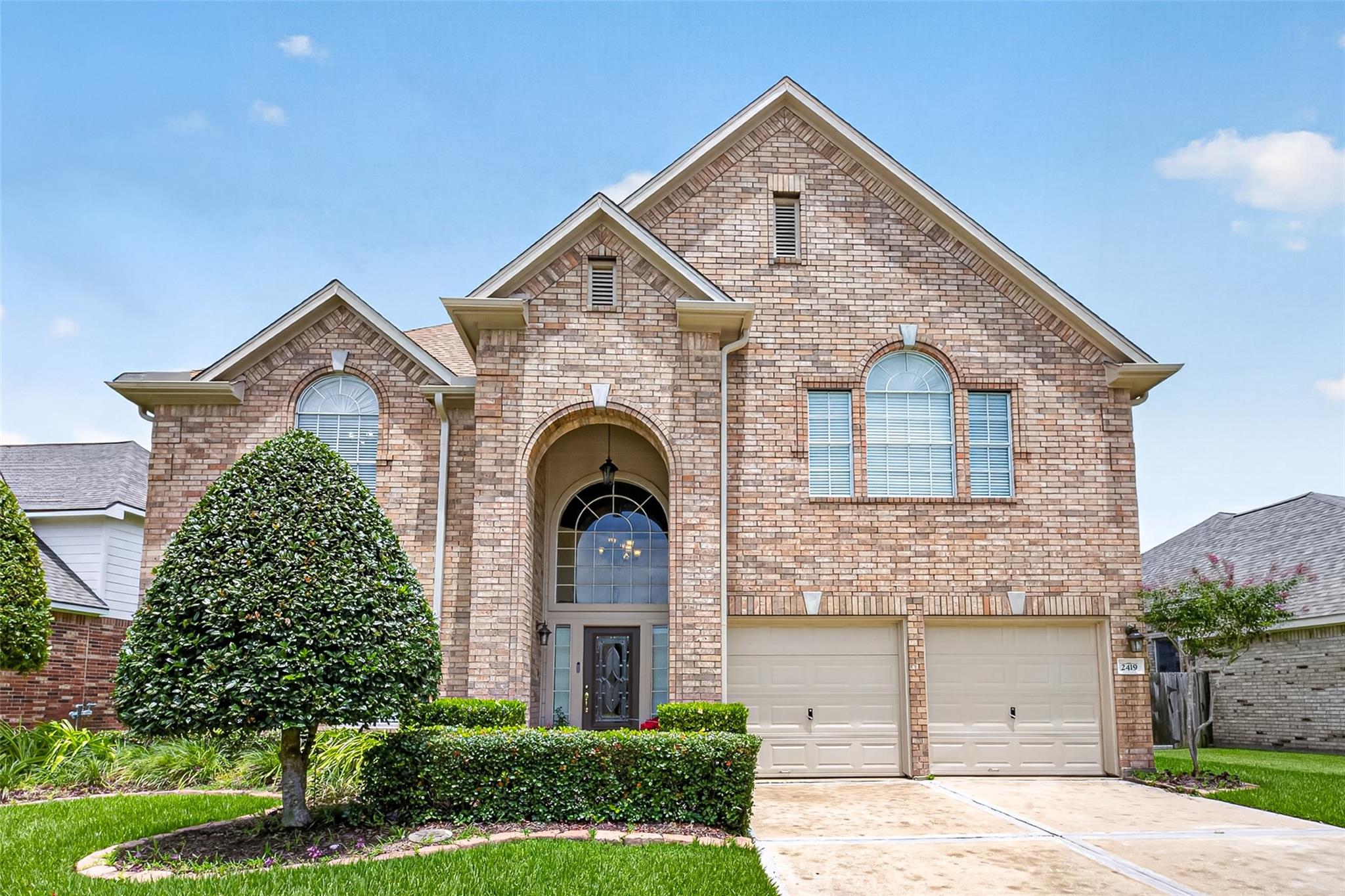 2419 Bay Hill Drive — photo