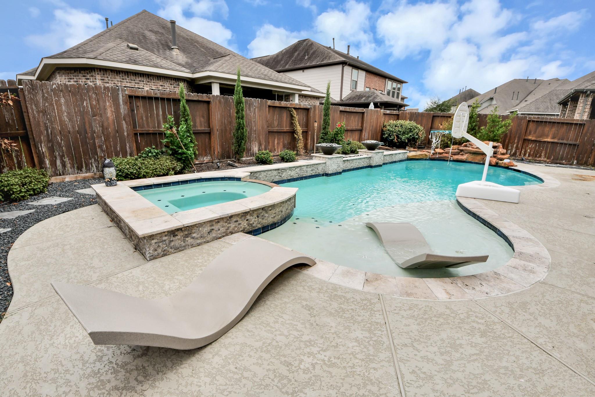 10722 Dawn River Court — photo