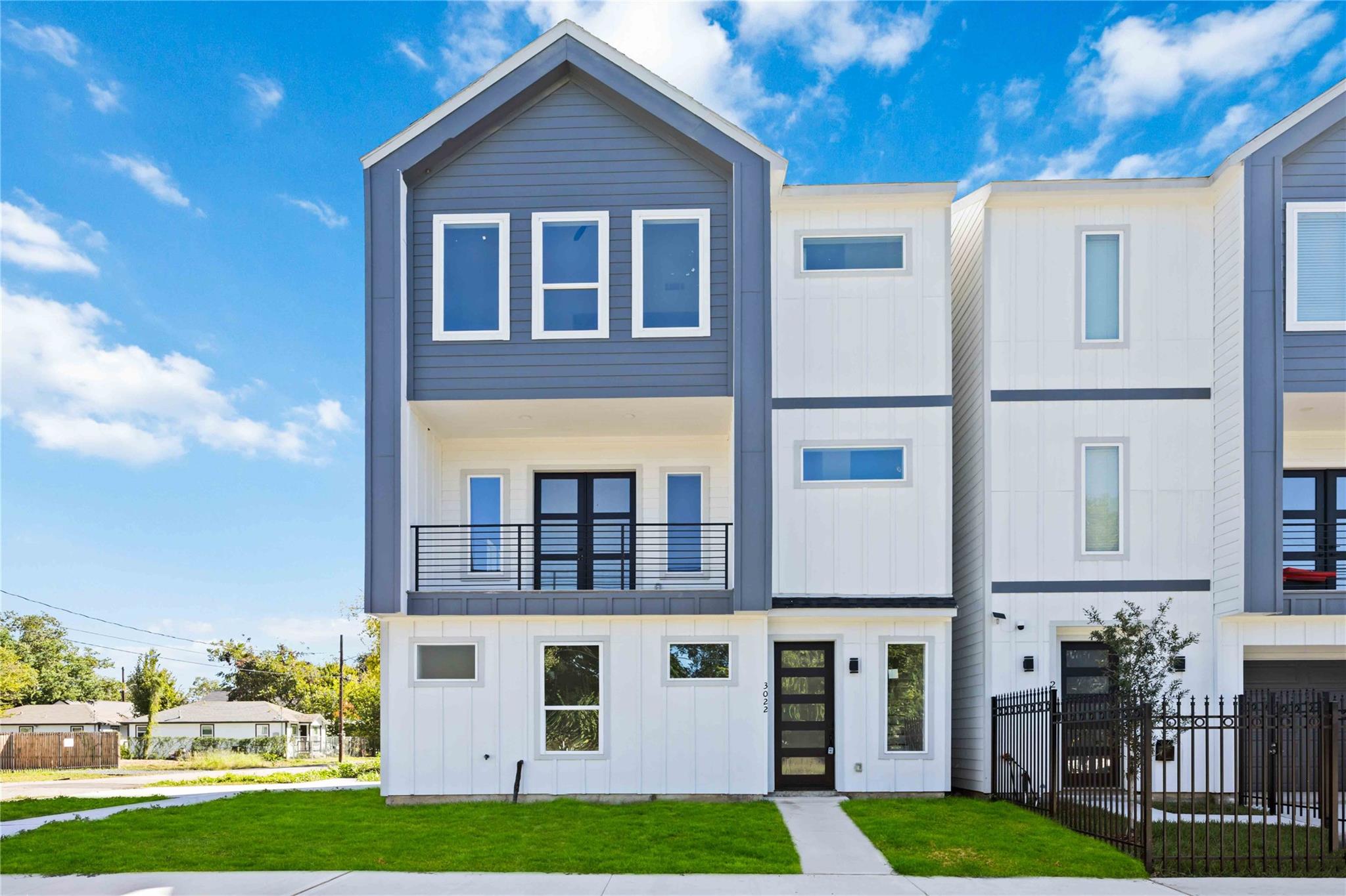 3022 Drew Street — photo