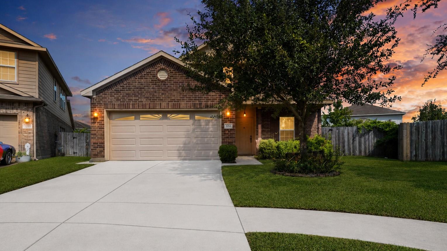 2237 Onyx Court — photo
