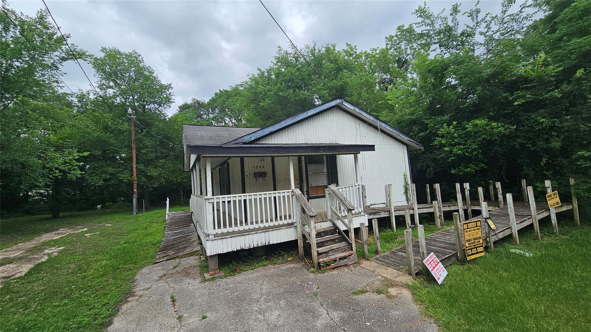 1702 Williams Street — photo