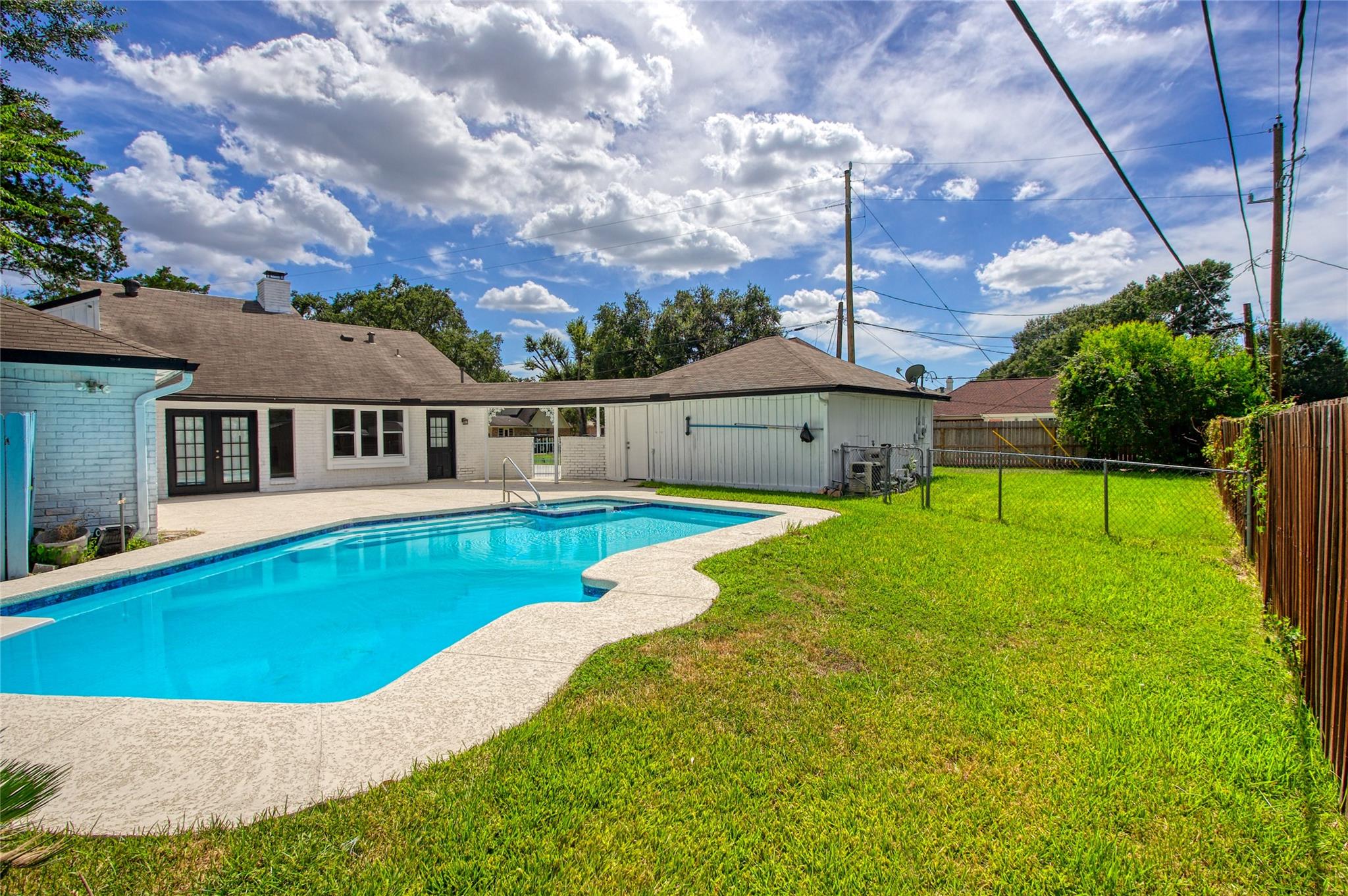 414 N Pecan Dr — photo