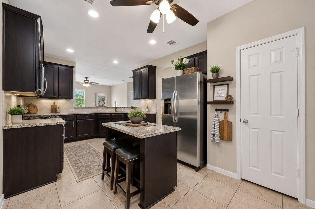 8506 Sunset Loch Drive — photo