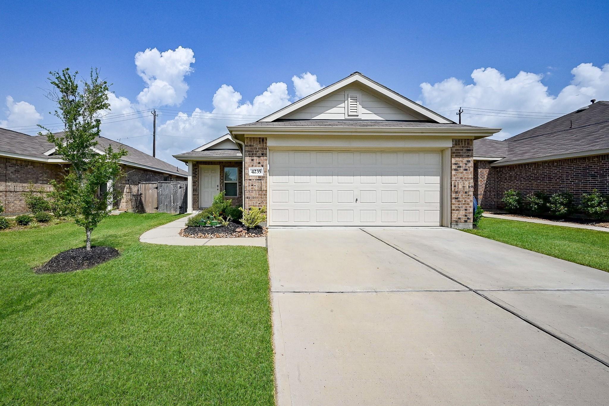 4235 Palmetto Grove Lane — photo