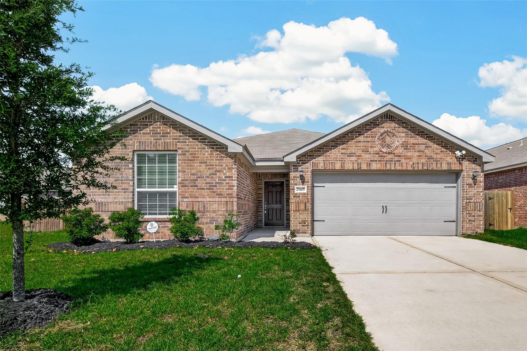 25405 Glacier Lake Drive — photo