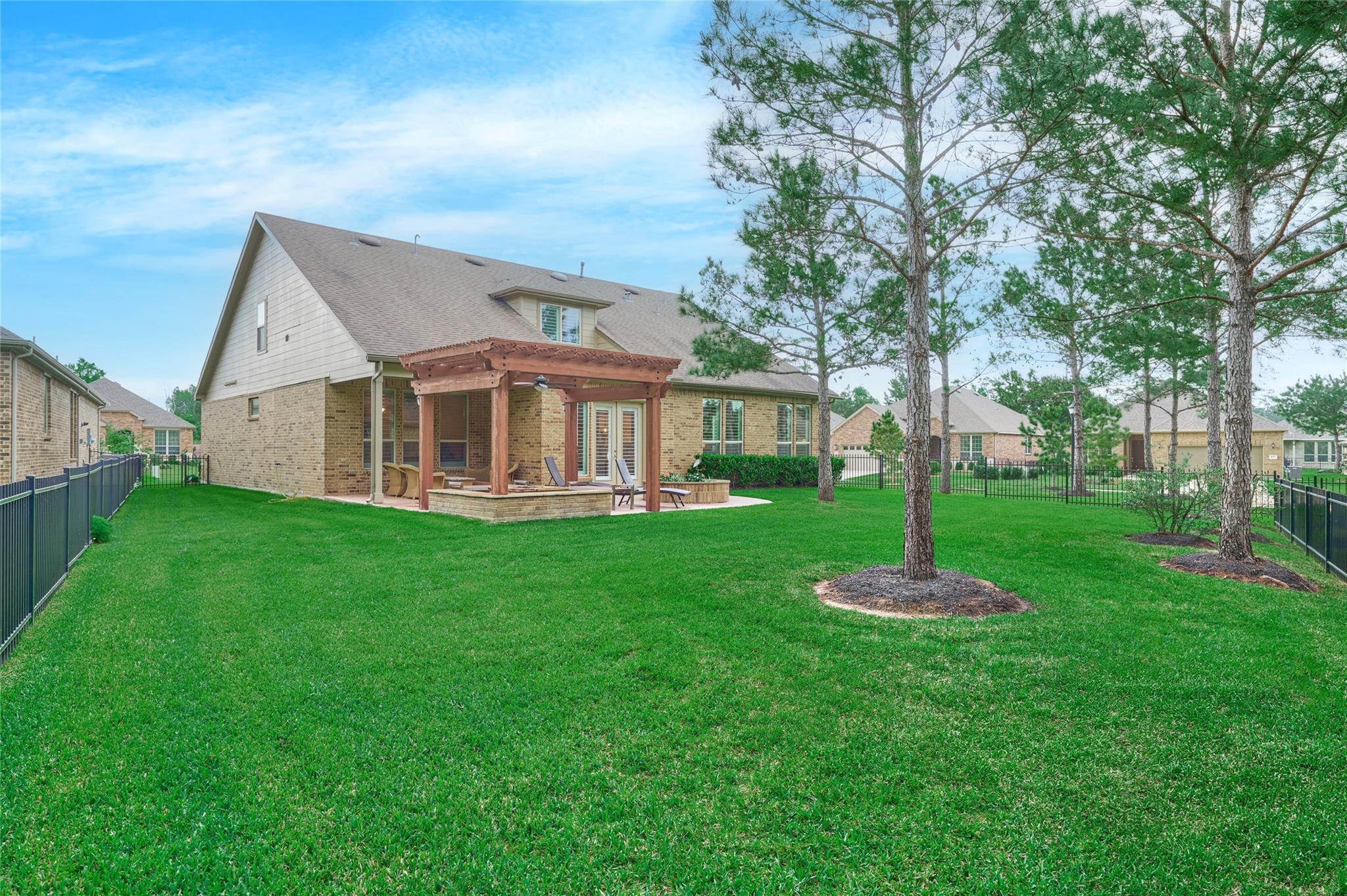 230 Connemara Drive — photo