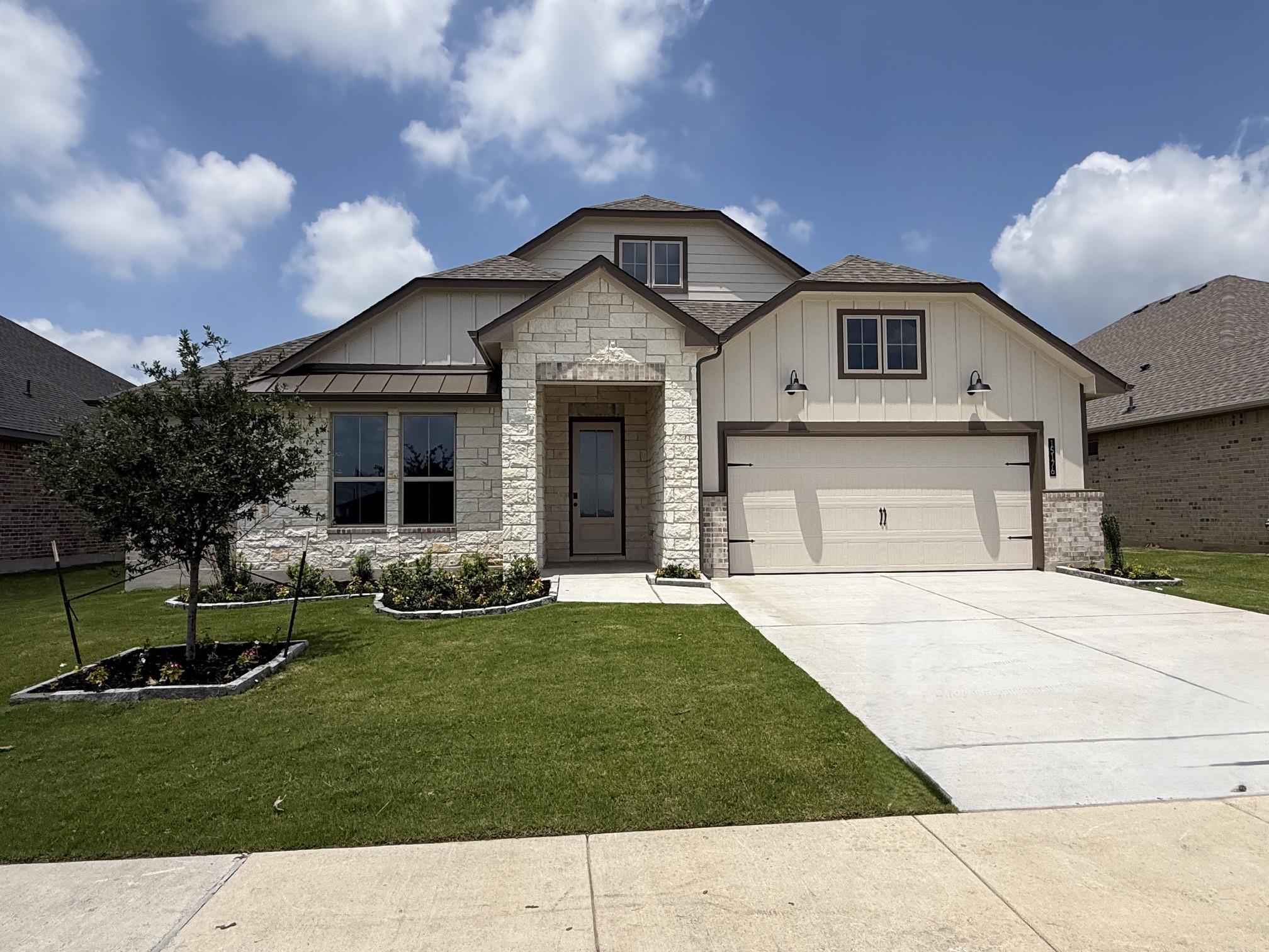 15176 Corbin Ct — photo