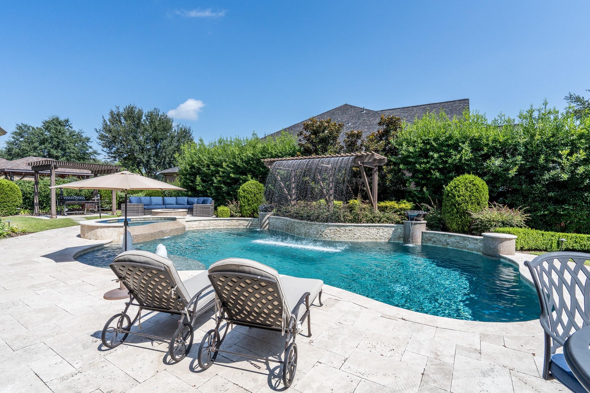 17918 Lake Nocona Court — photo