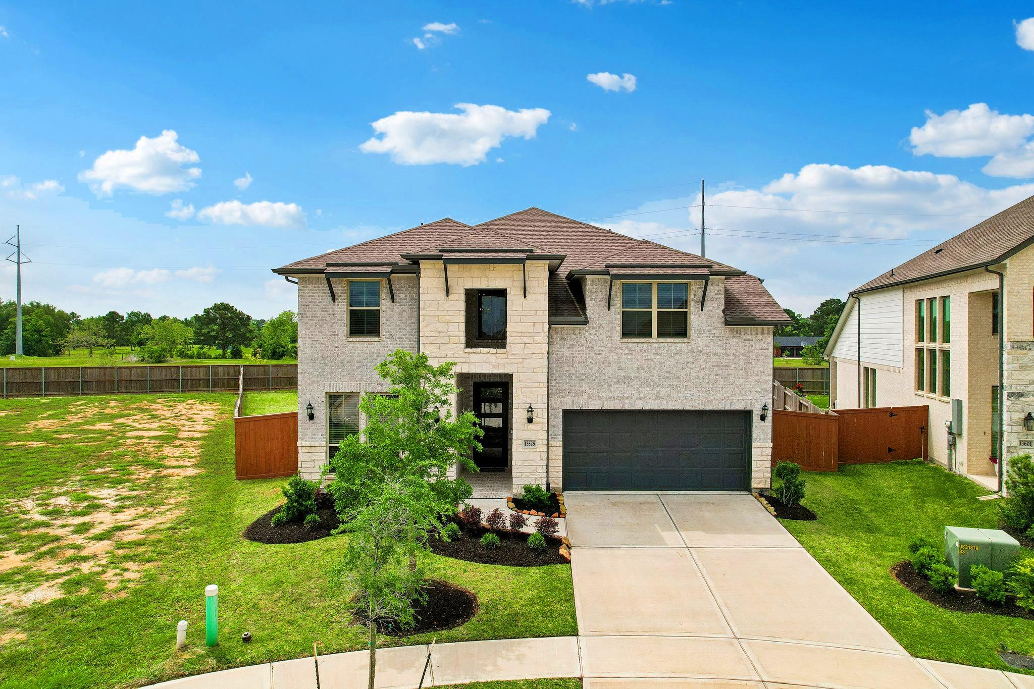 13525 Seneca Lake Drive — photo