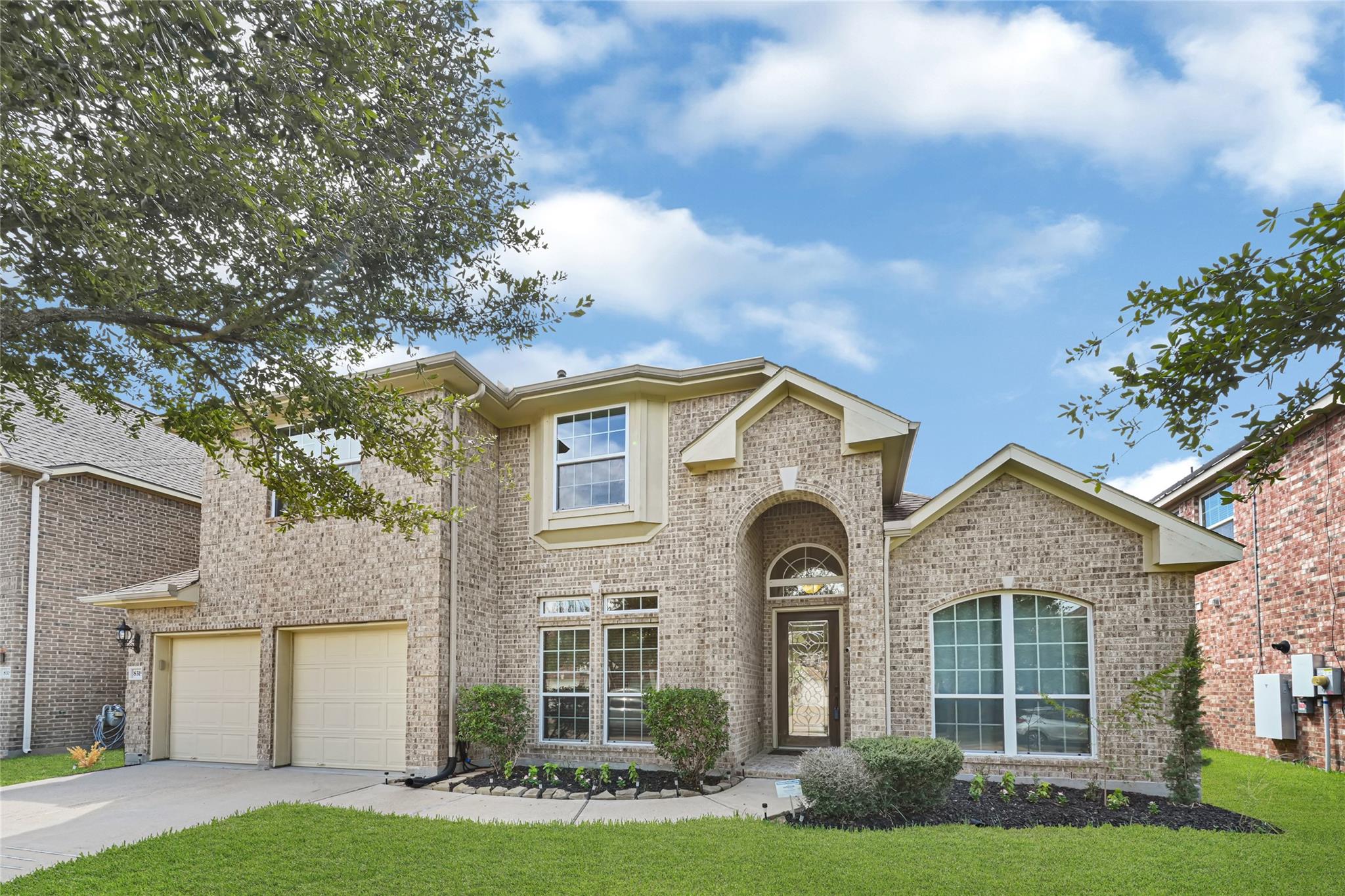 8319 Cape Royal Drive — photo