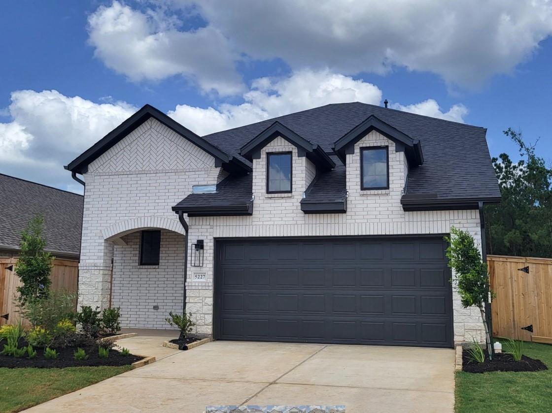 5227 Yellowstar Lane — photo