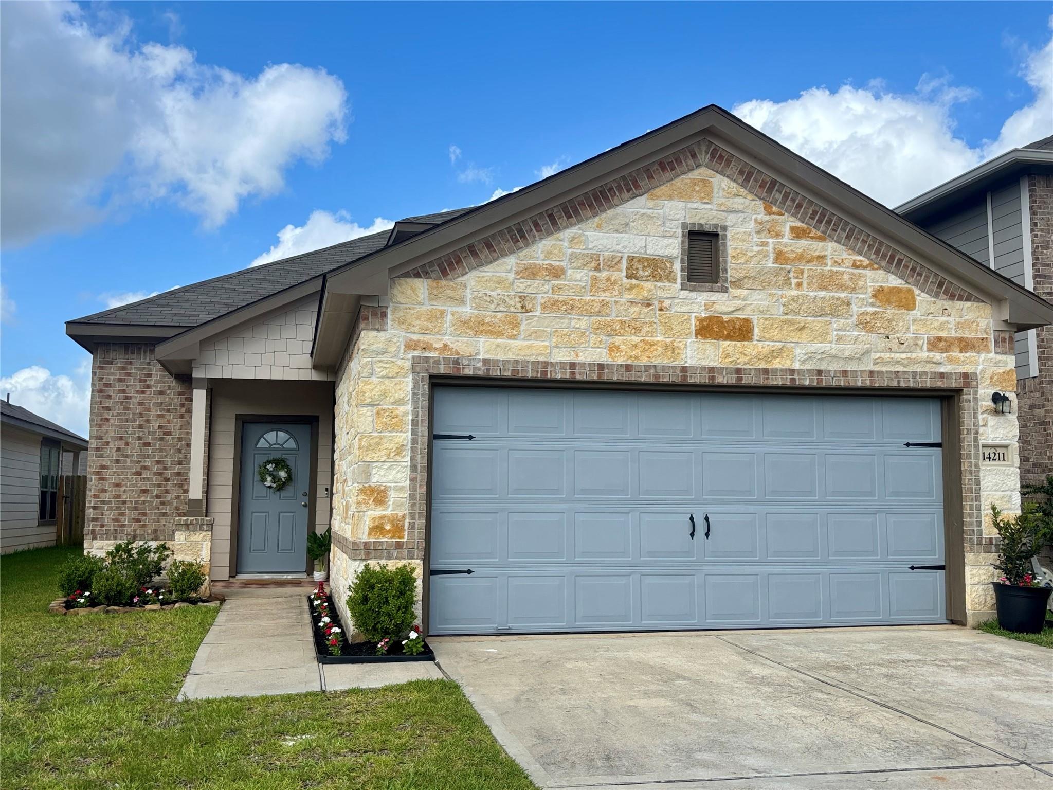 14211 Grand Hills Drive — photo