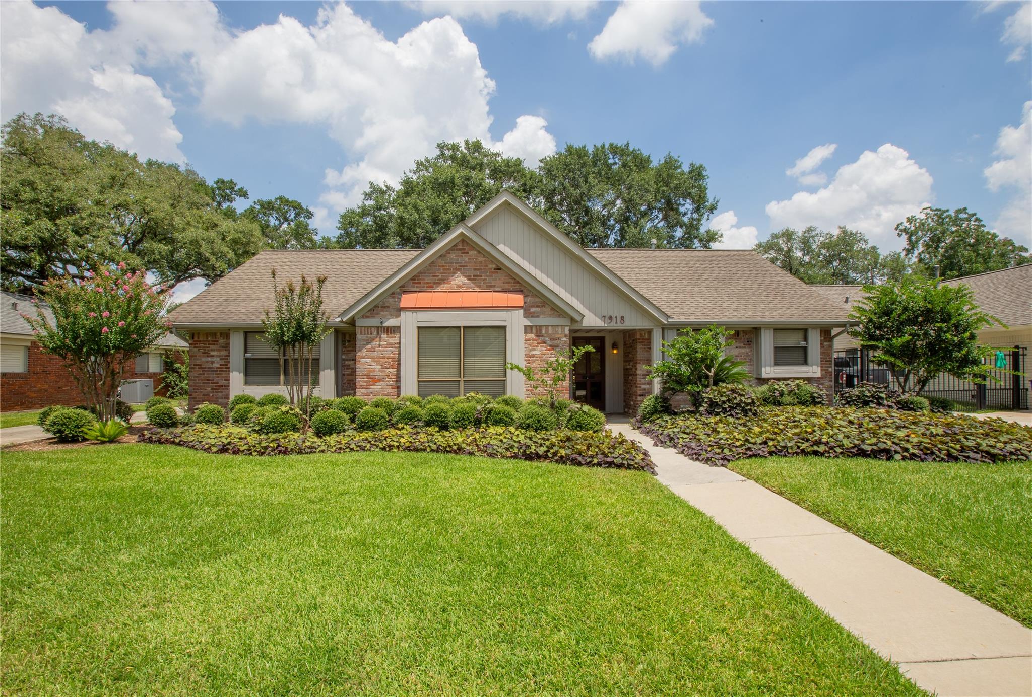 7918 Fairdale Lane — photo
