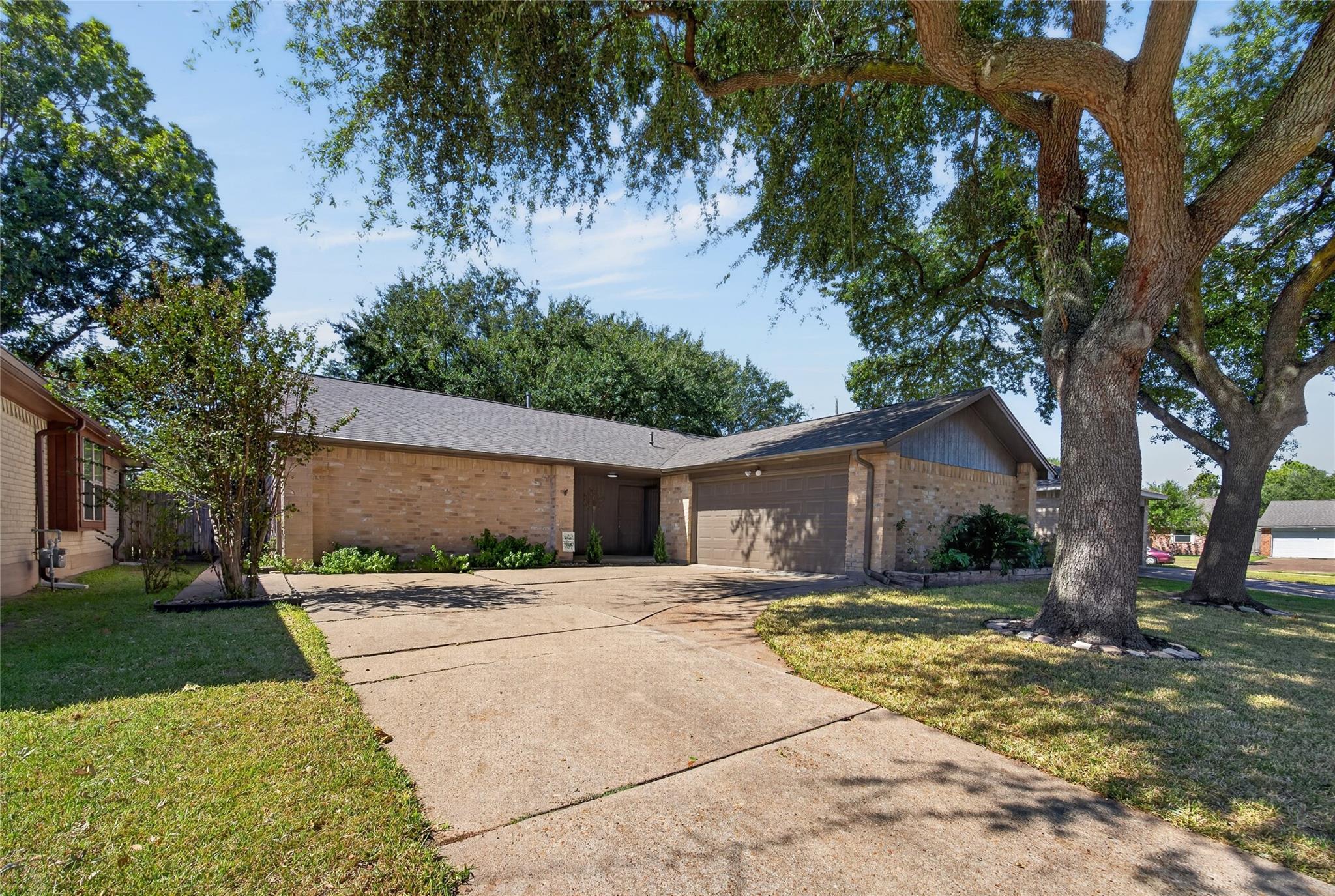 3706 Luton Park Drive — photo