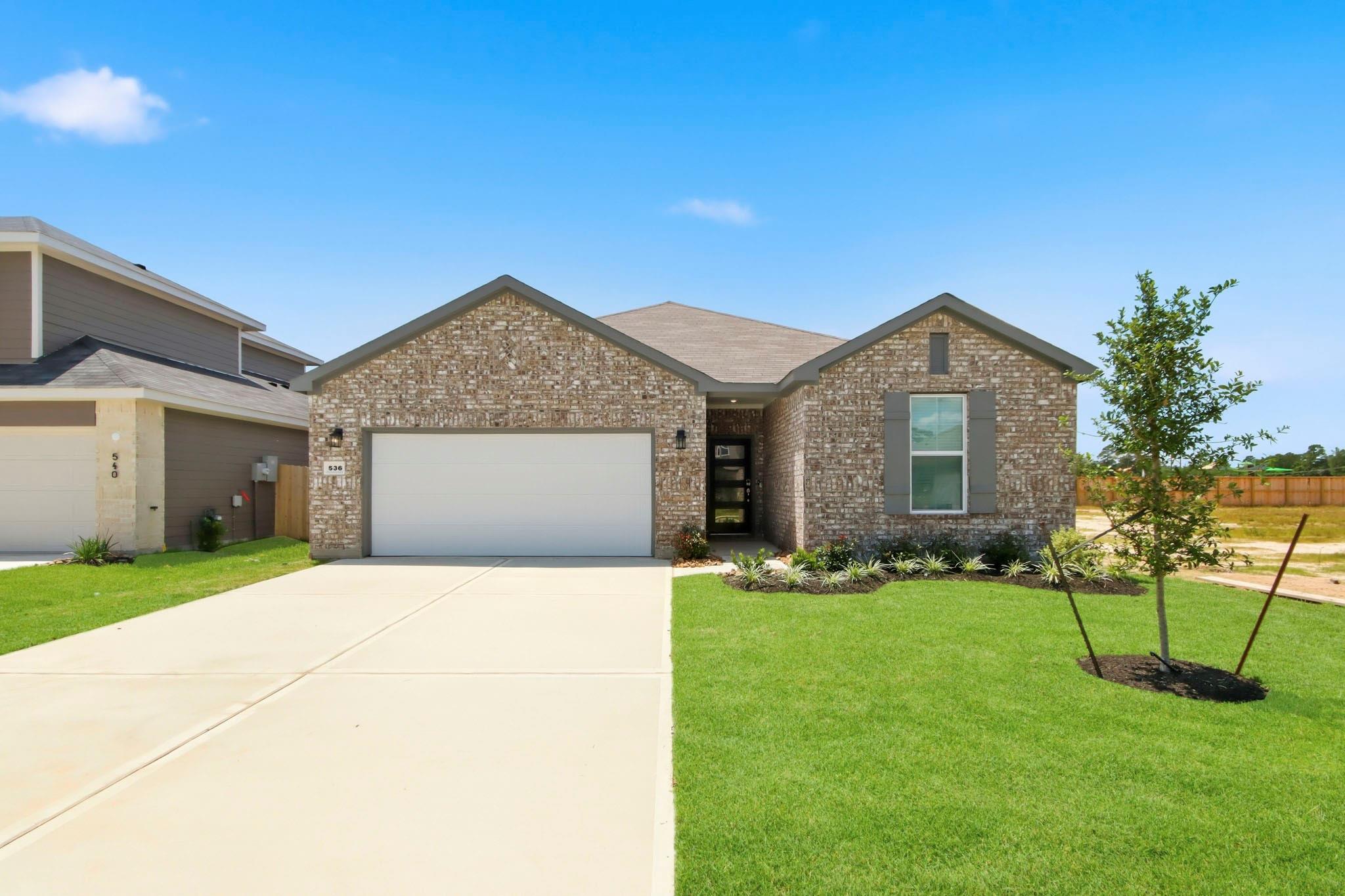 536 Wax Myrtle Way — photo