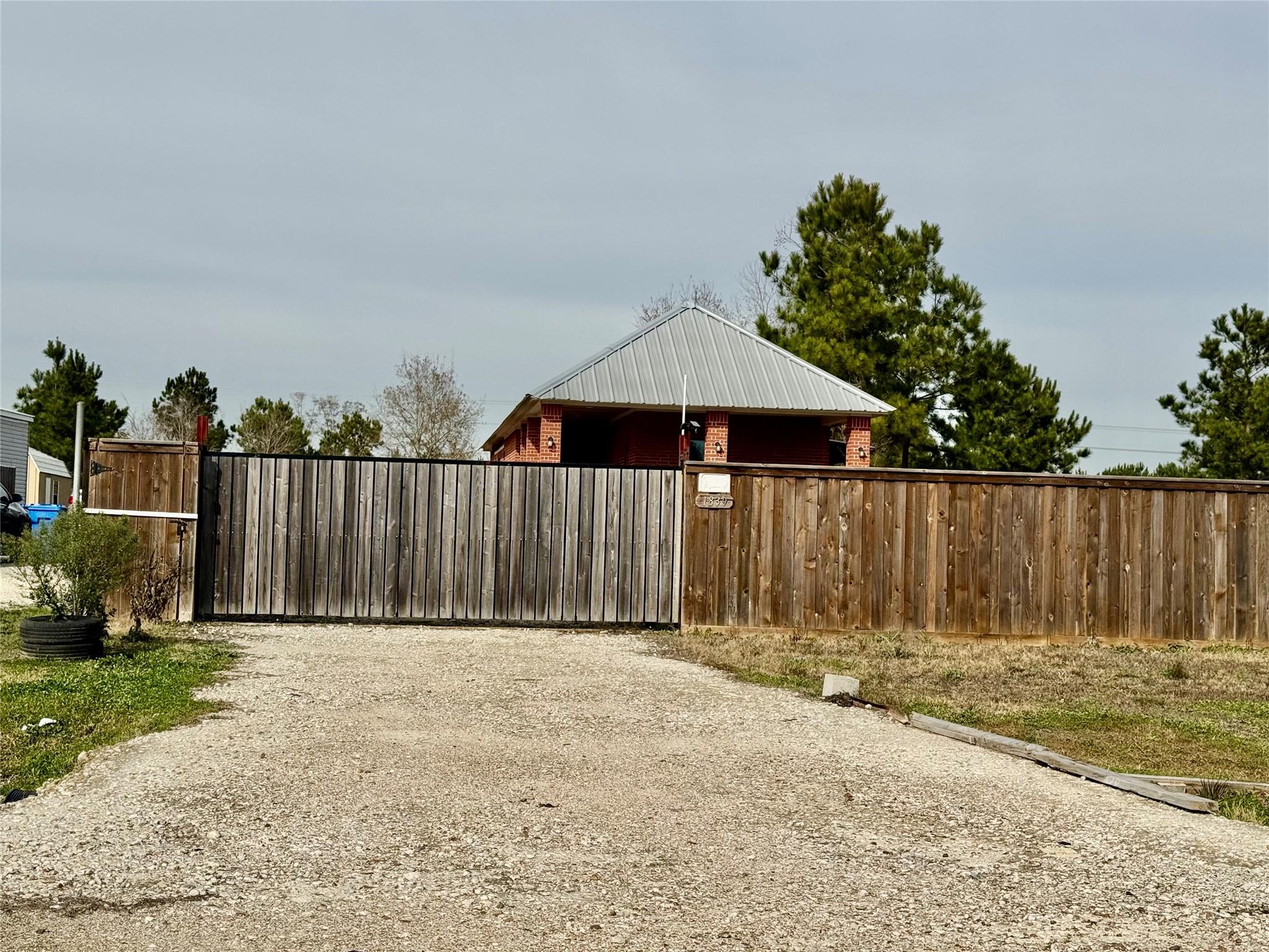 1839 Road 5502 — photo