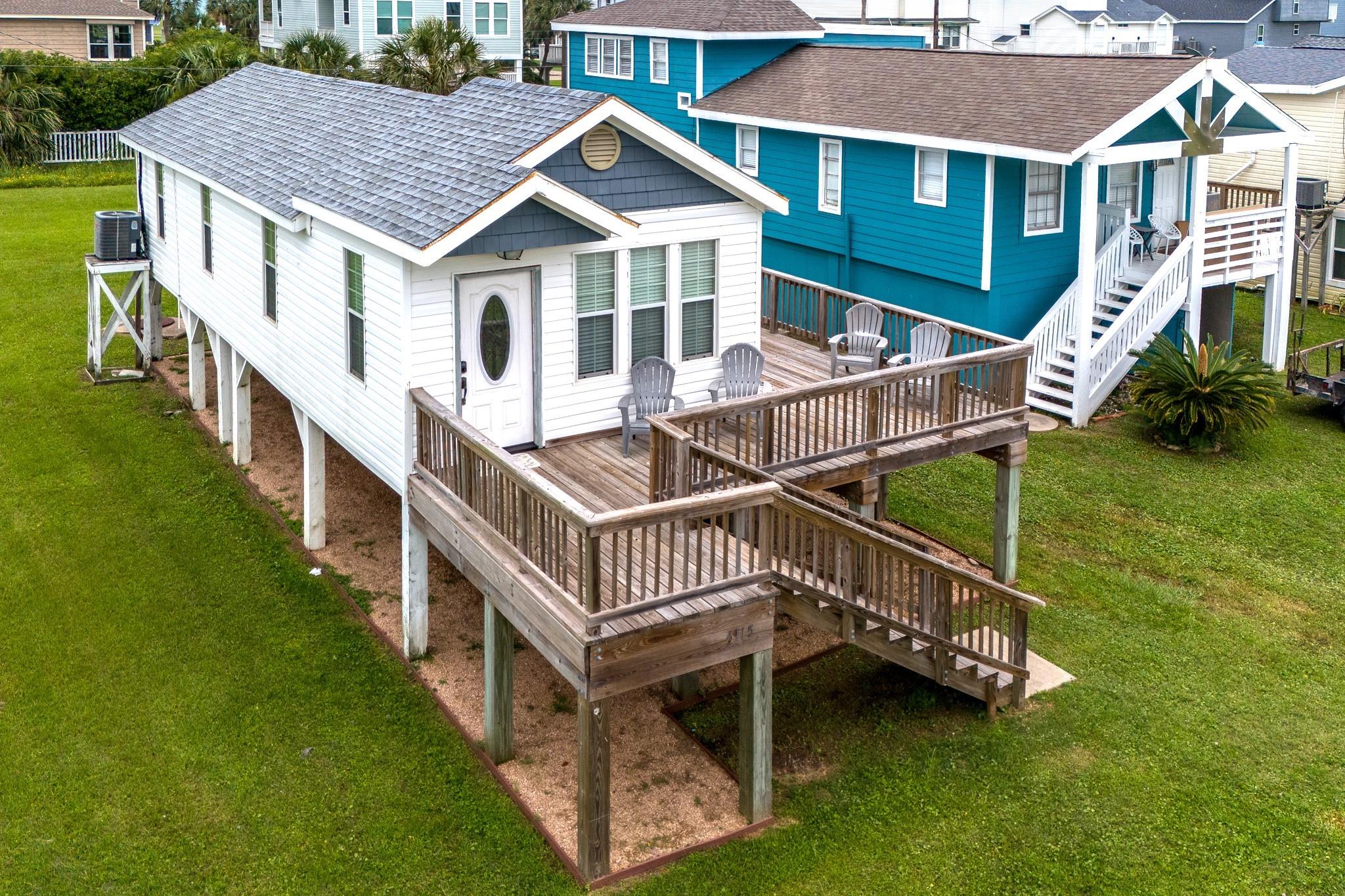 4115 Surf Drive — photo