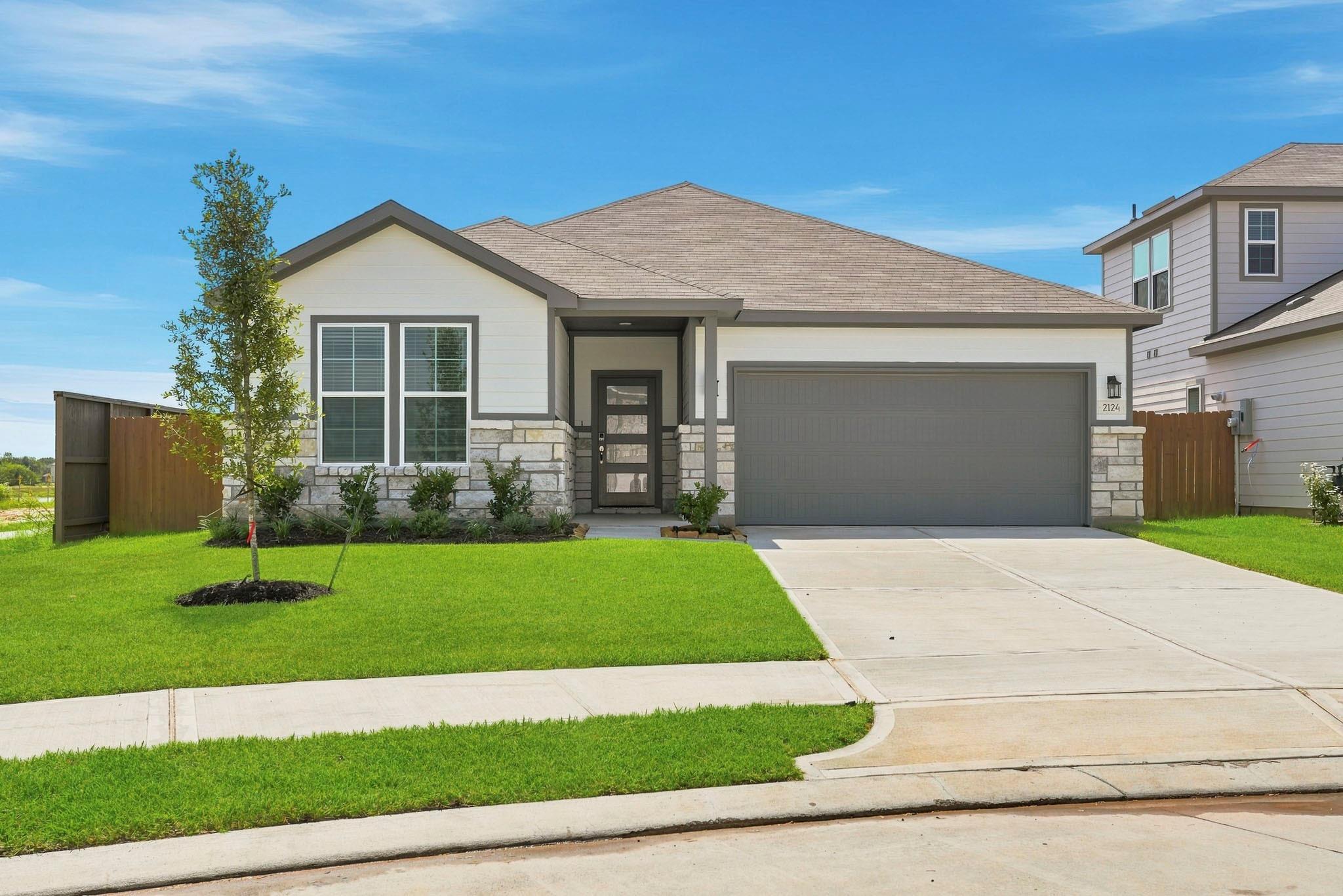 2124 Soriah Court — photo