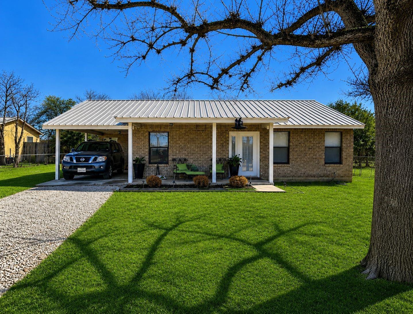 680 Stringtown Road, Medina, TX 78055