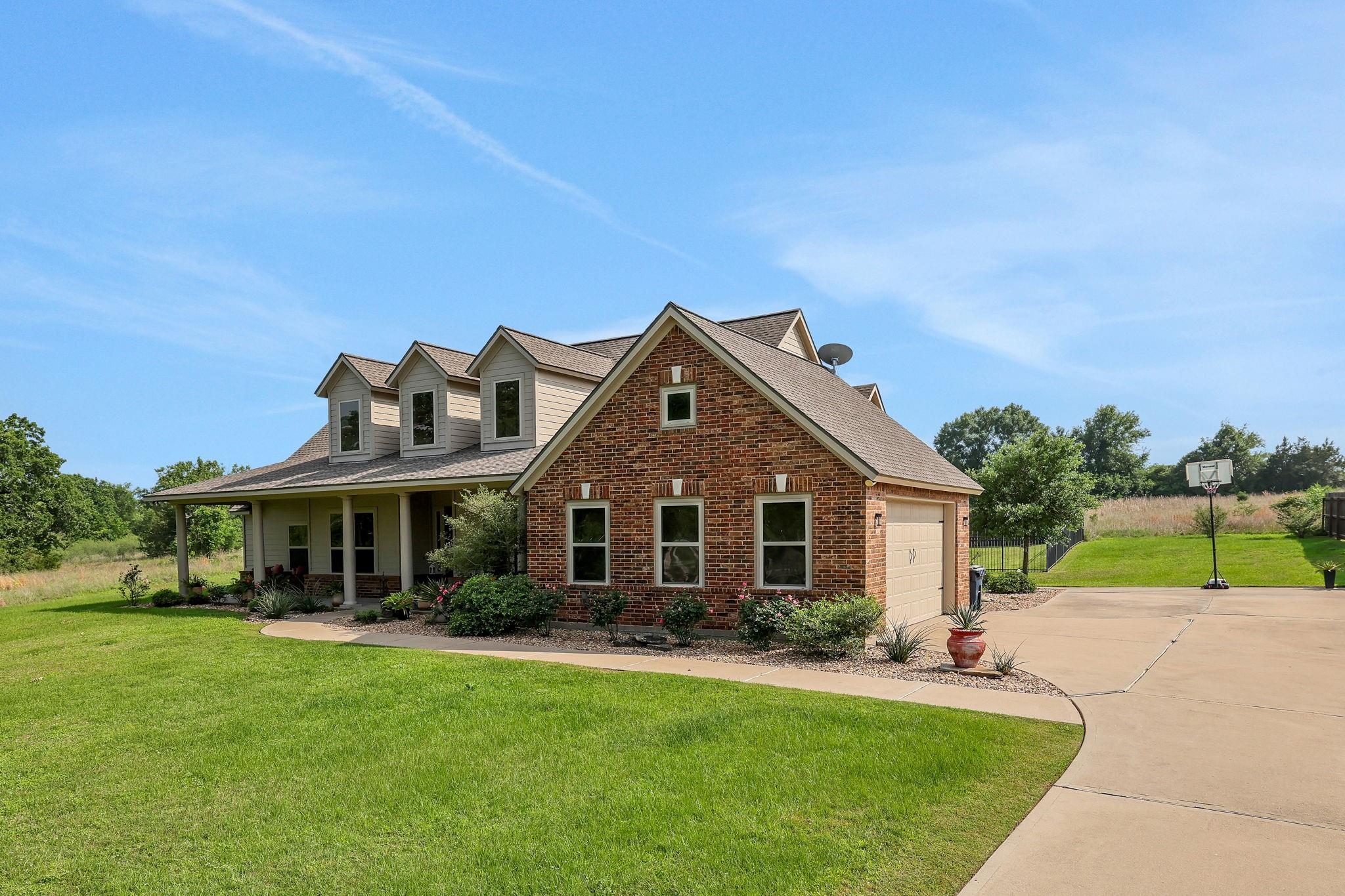3145 Rolling Ridge Lane — photo