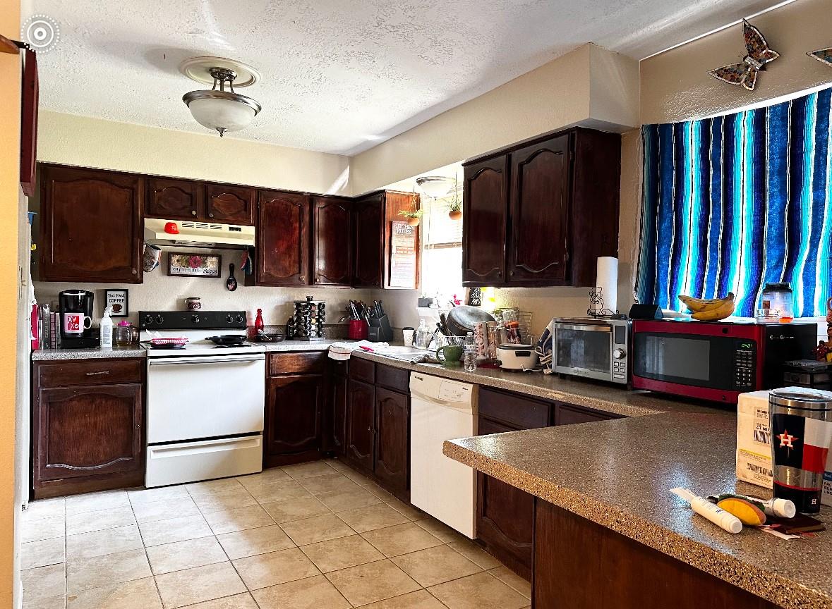 6222 Brookgate Drive — photo