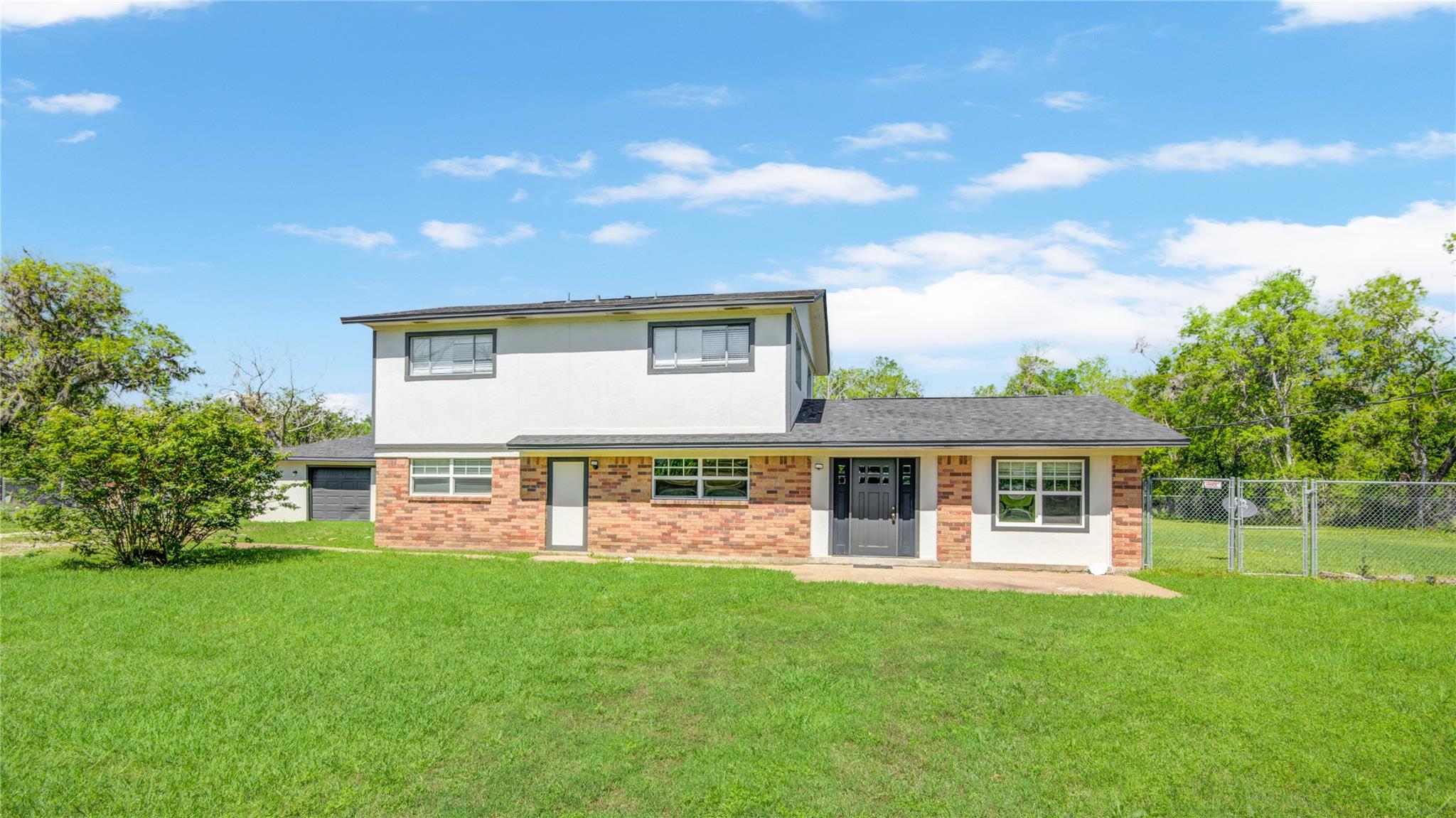 2708 County Road 686 — photo