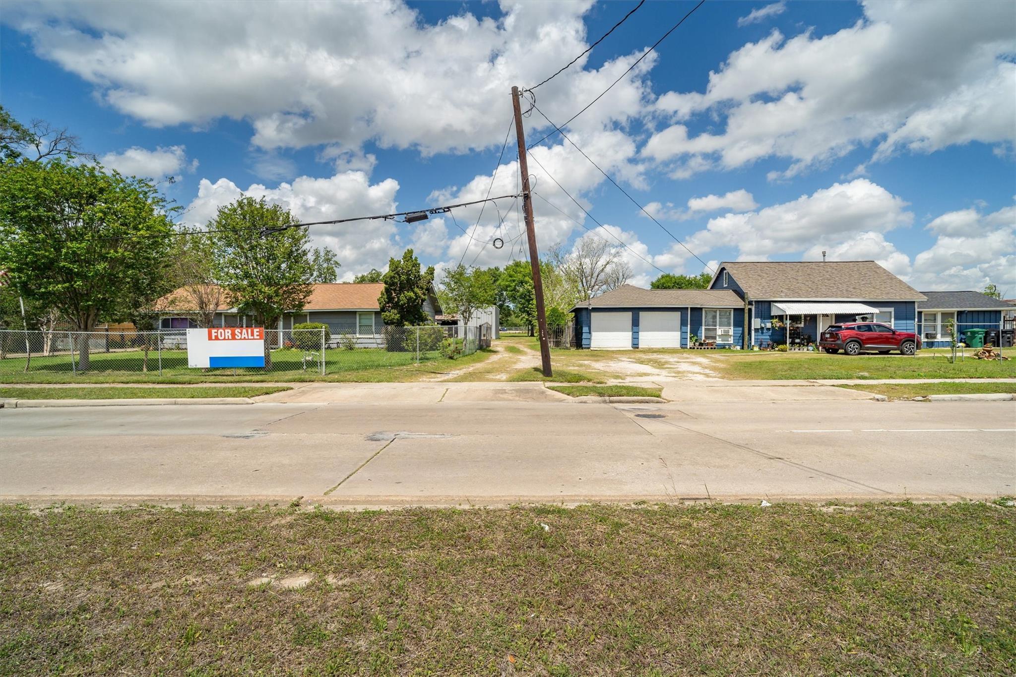 7833 Almeda Genoa Road — photo