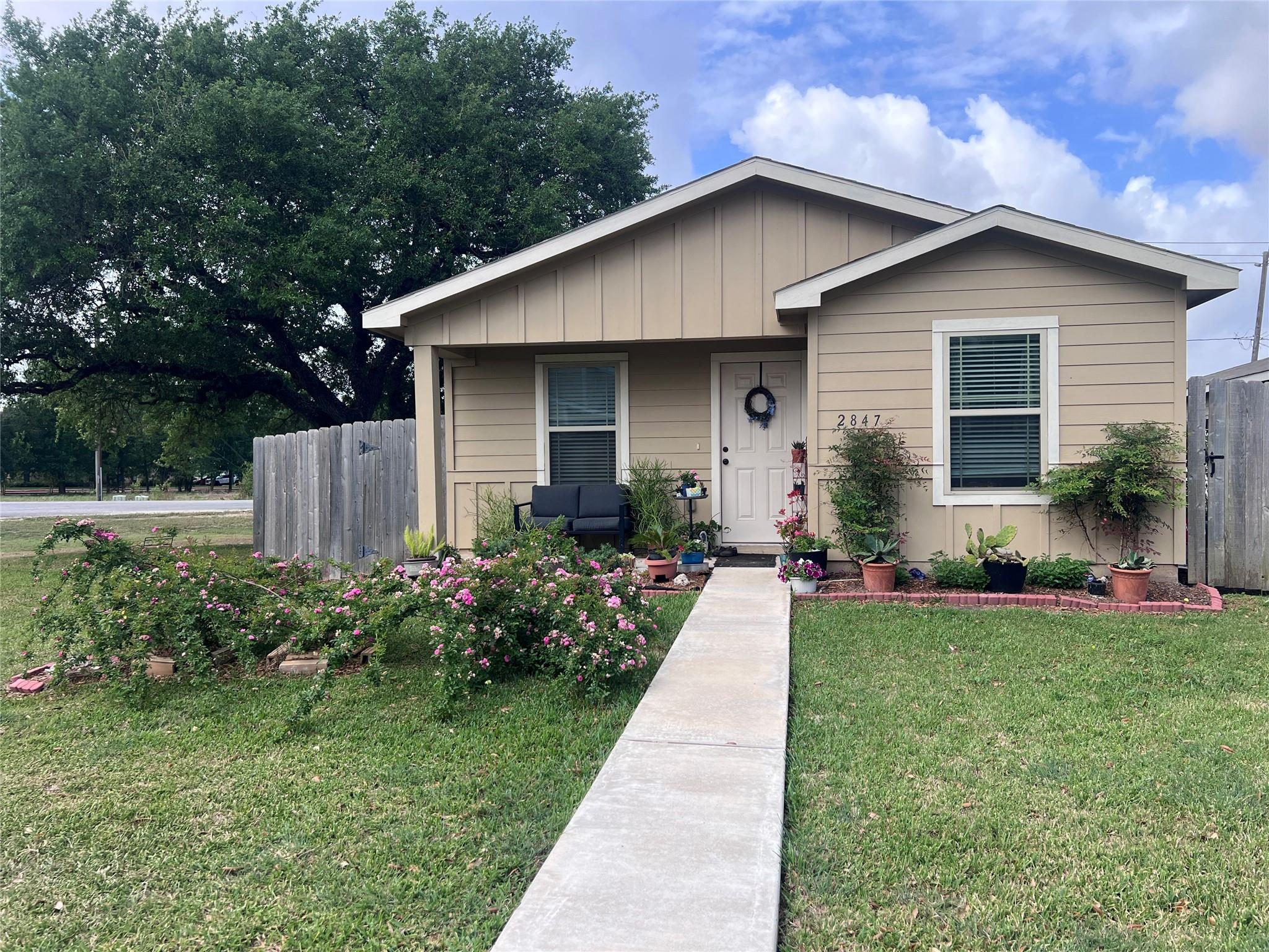 2847 Golf Crest Drive — photo
