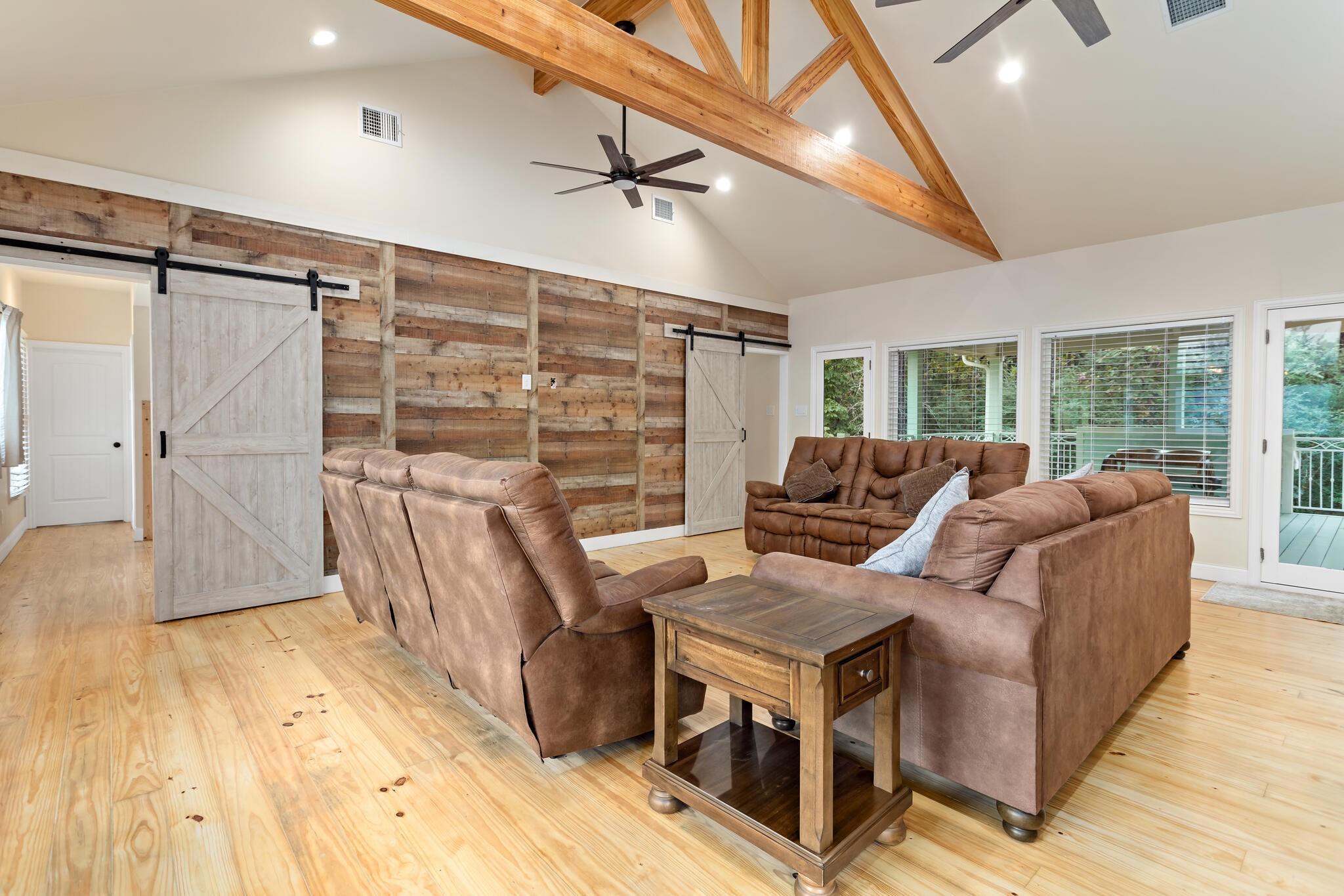 610 Private Road 5130 — photo