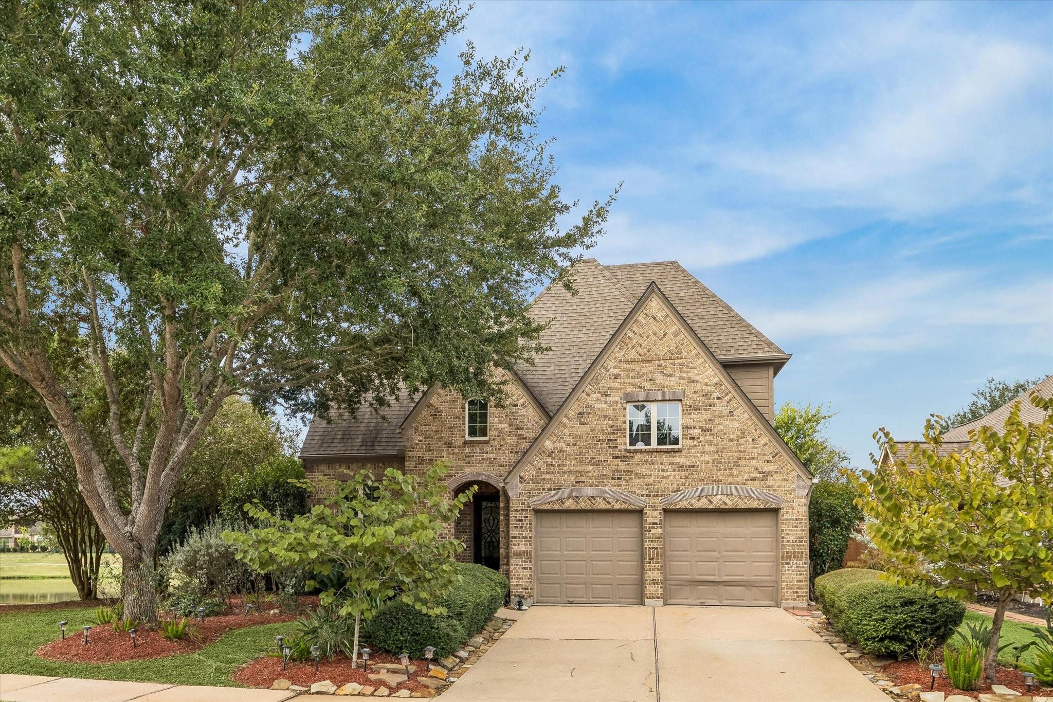 10310 Carolyndale Drive — photo
