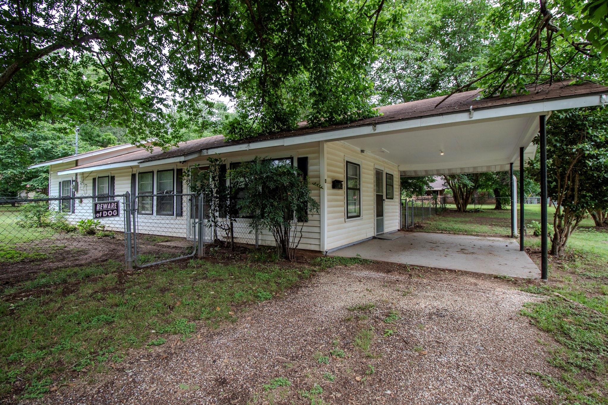 506 W Elm Street — photo