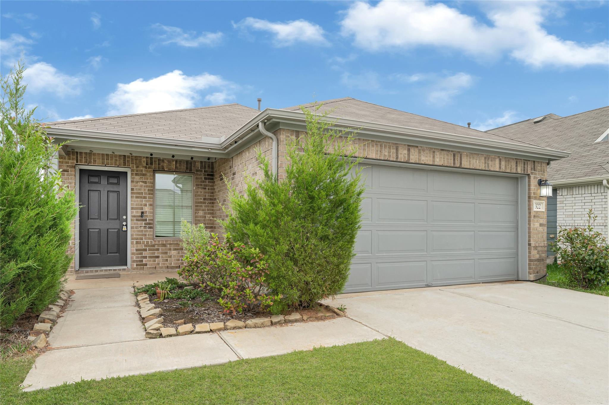 322 Pickwick Gardens Lane — photo