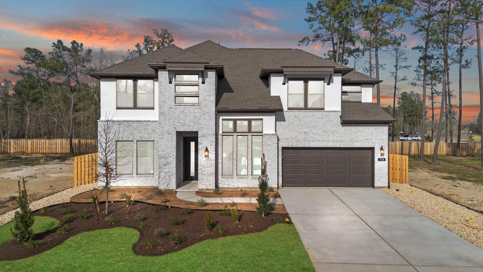 1716 Howler Way — photo