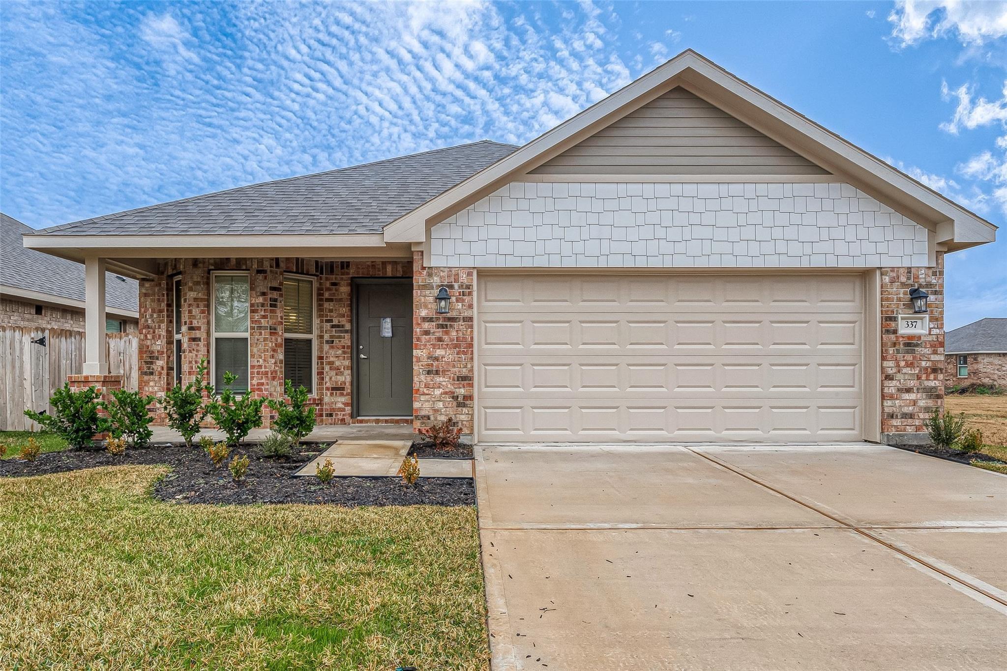 35 Greenbriar Loop — photo