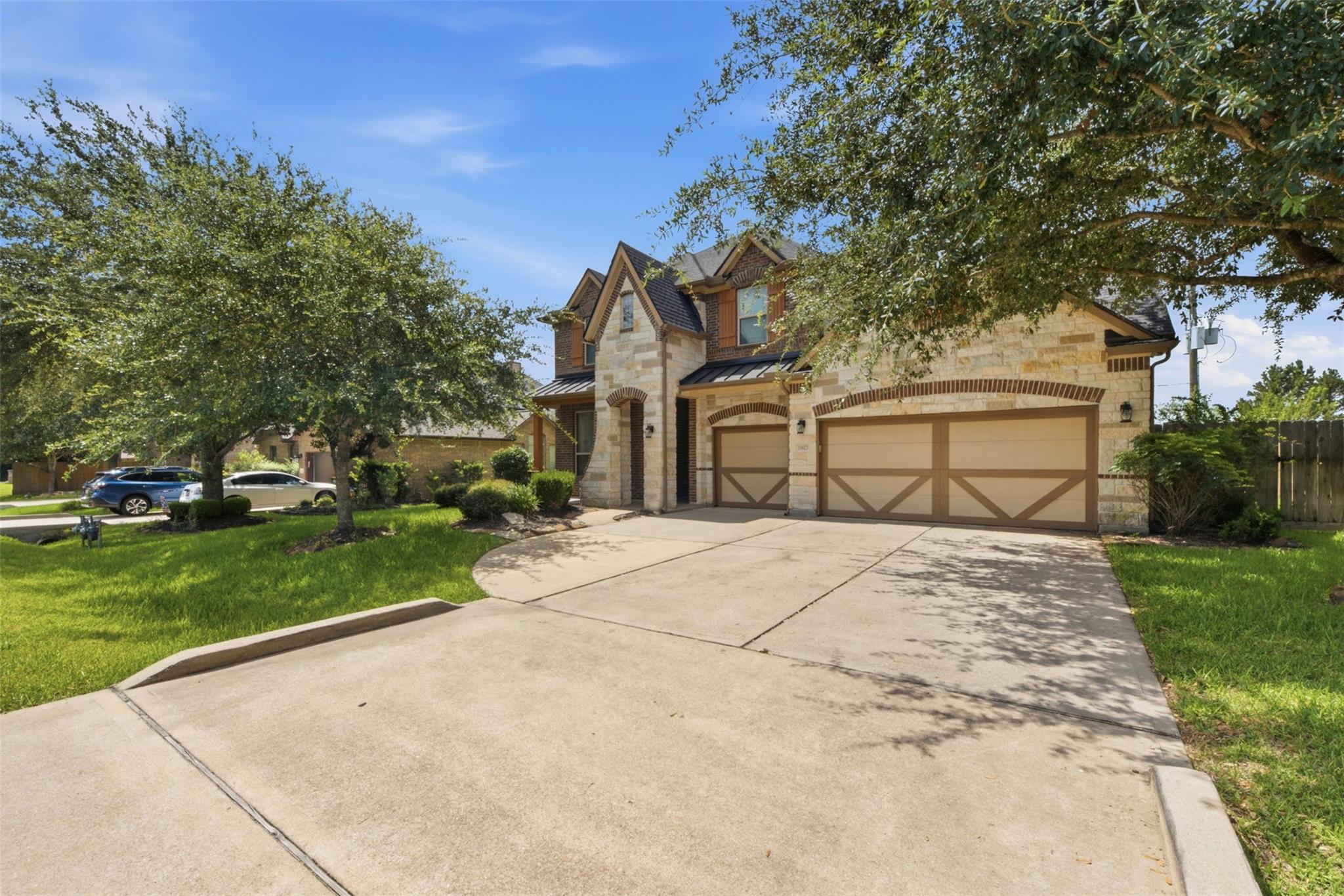 15823 Pine Country Boulevard — photo