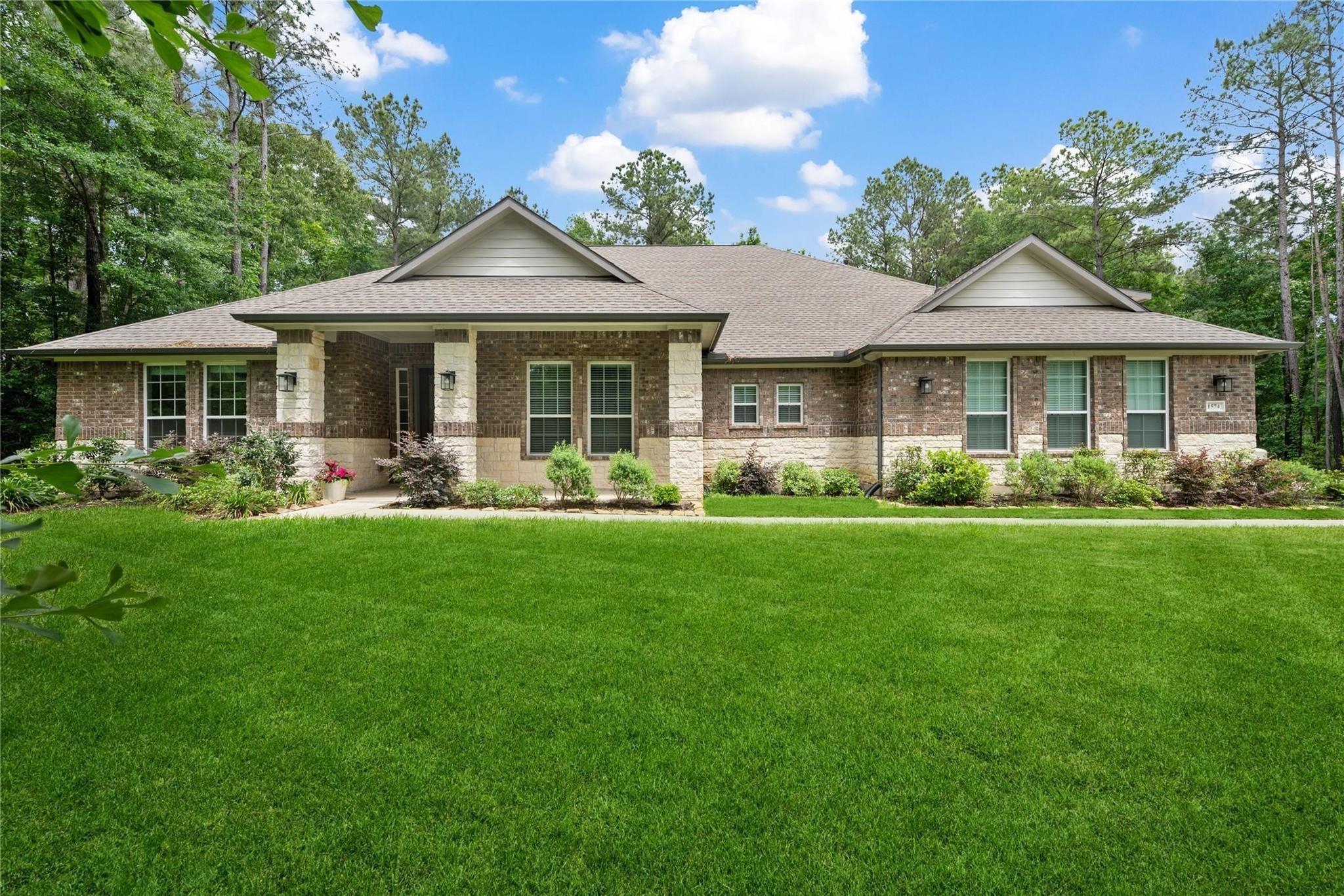 1574 Silver Creek Lane — photo