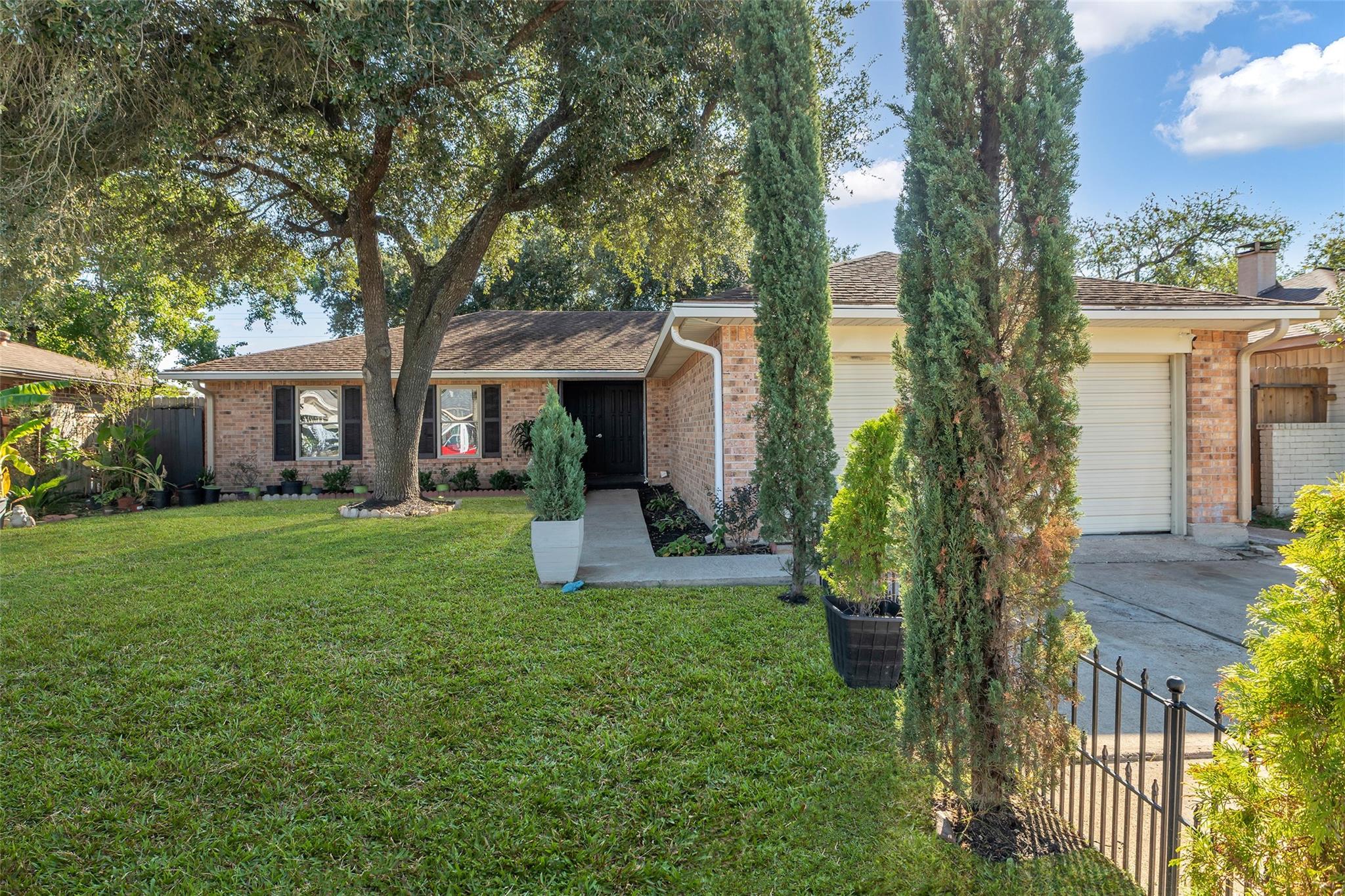 3435 Acorn Springs Lane — photo