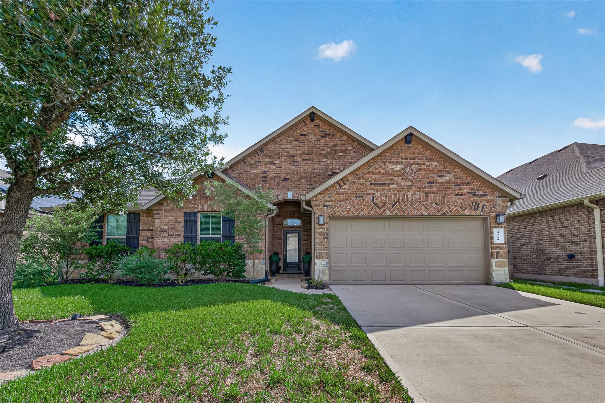 4418 Brenta Mountain Lane — photo